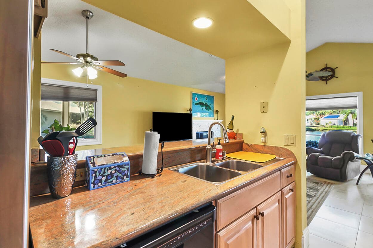 10691 SE Jupiter Narrows Drive, Hobe Sound, FL 33455 — photo 8 of 53