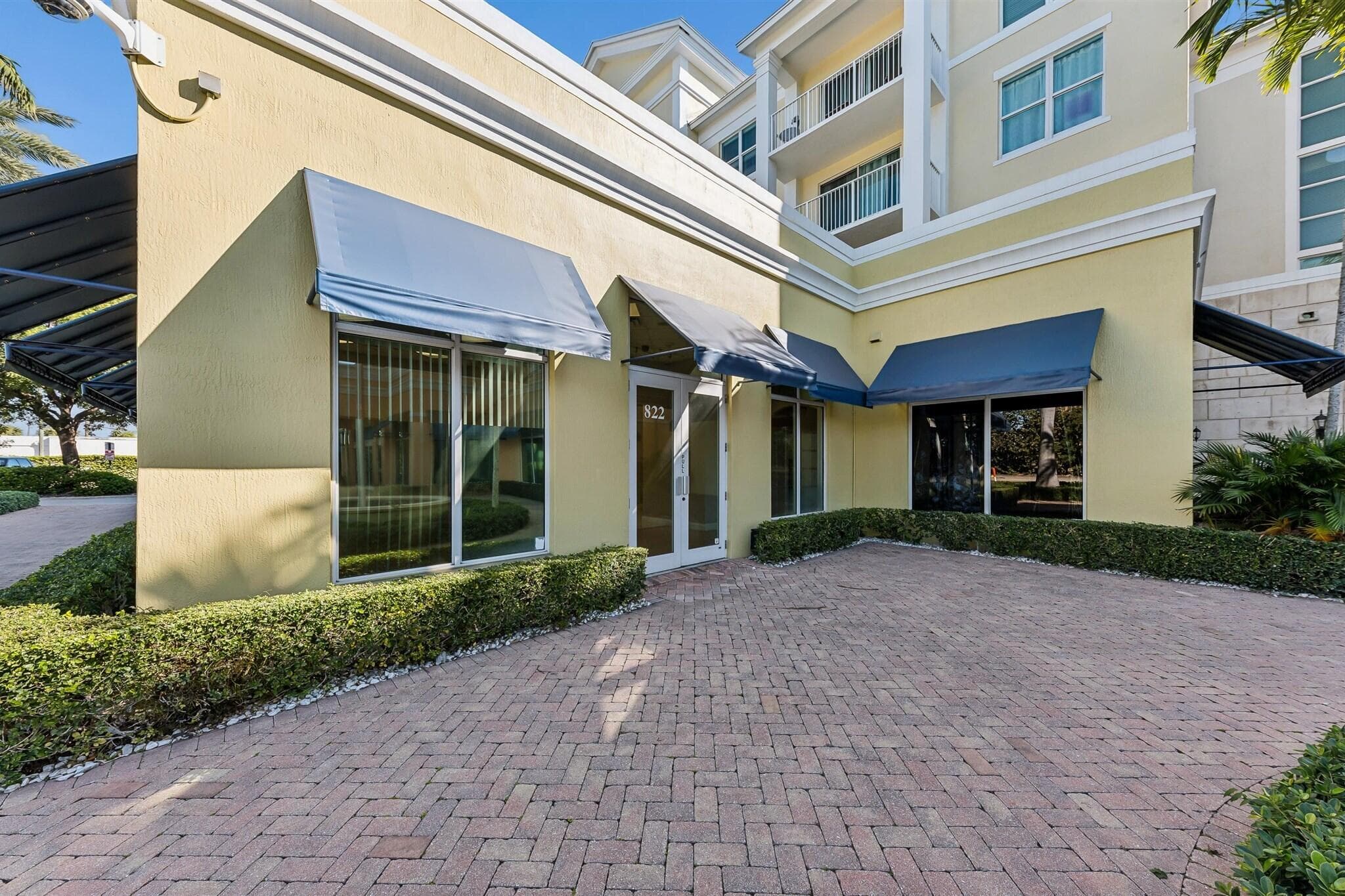 826 N Dixie Highway 11-15, Lantana, FL 33462 — photo 1 of 21