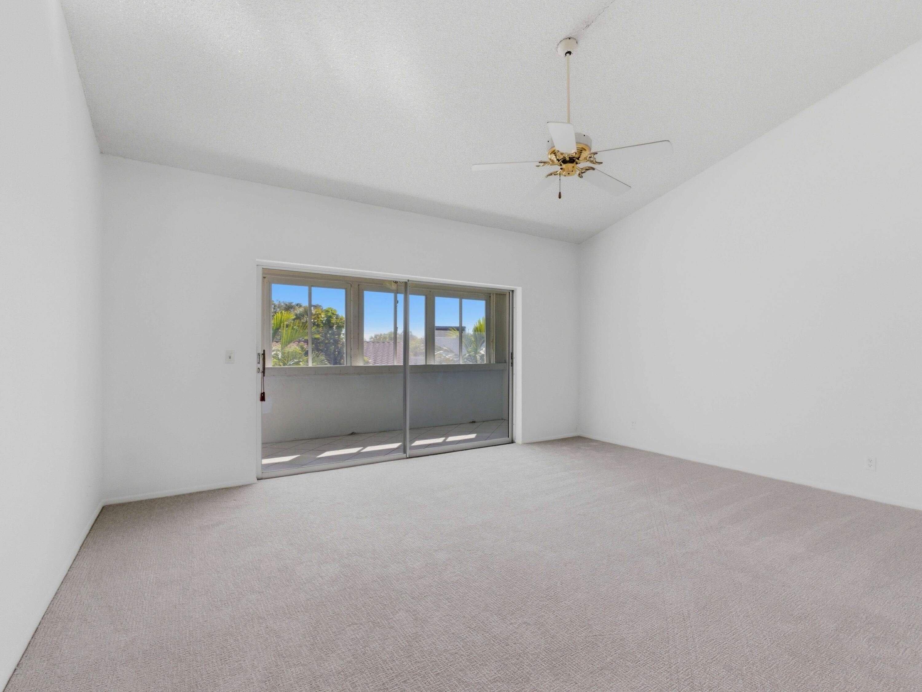 2580 Boundbrook Boulevard 202, Palm Springs, FL 33406 — photo 9 of 37