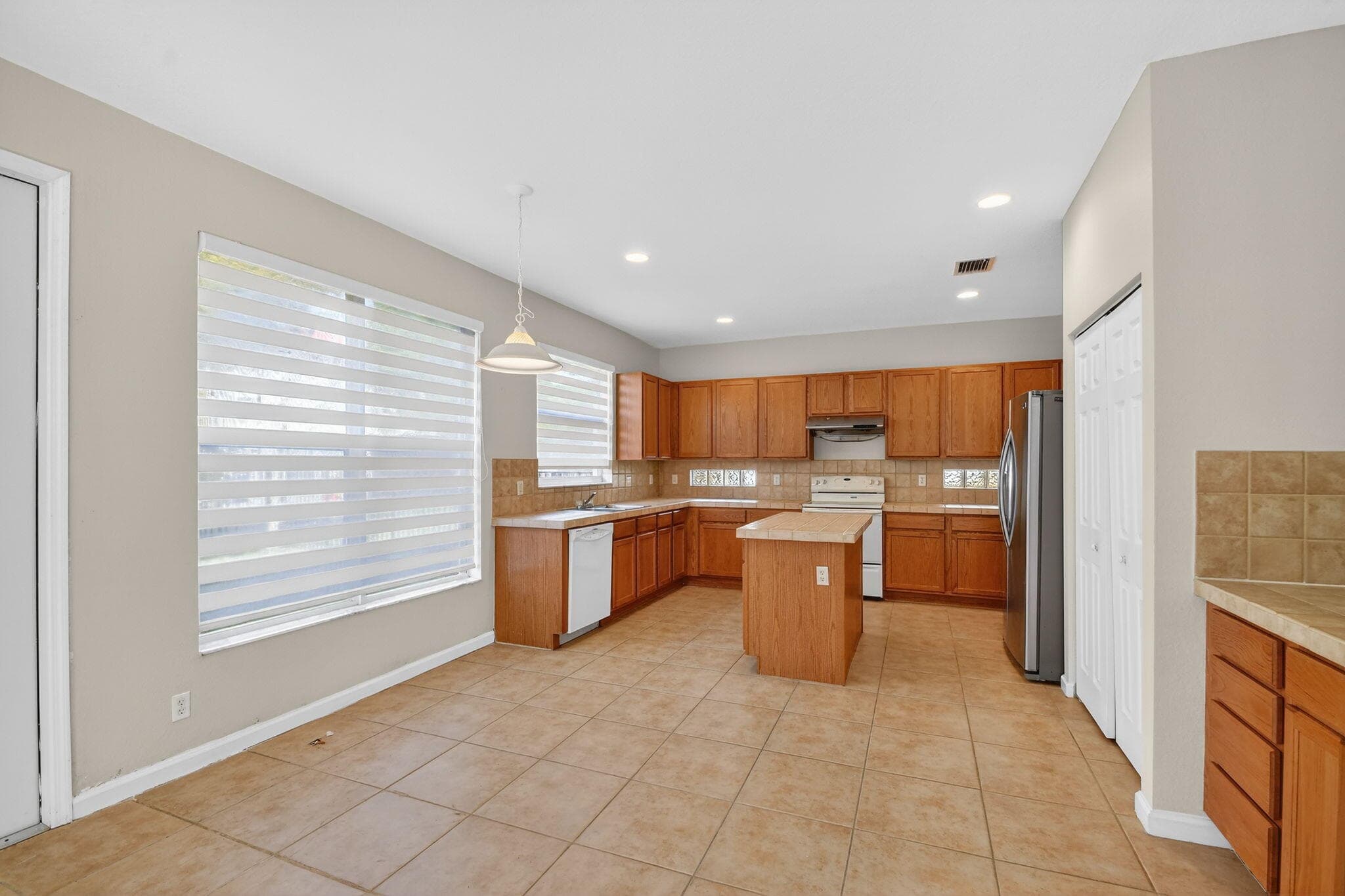 1053 Center Stone Lane, Riviera Beach, FL 33404 — photo 10 of 51