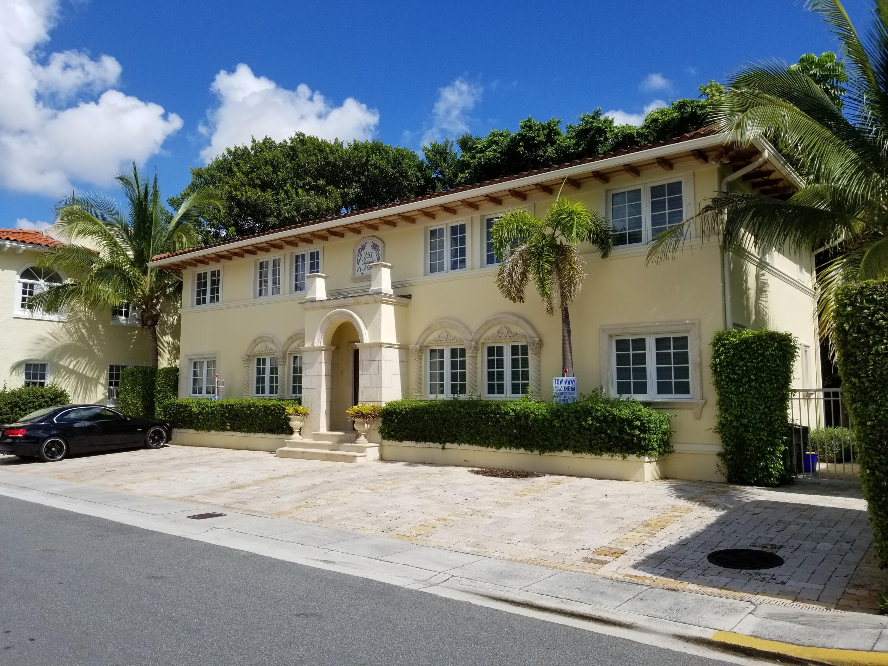 251 Oleander Avenue 1, Palm Beach, FL 33480 — photo 1 of 7