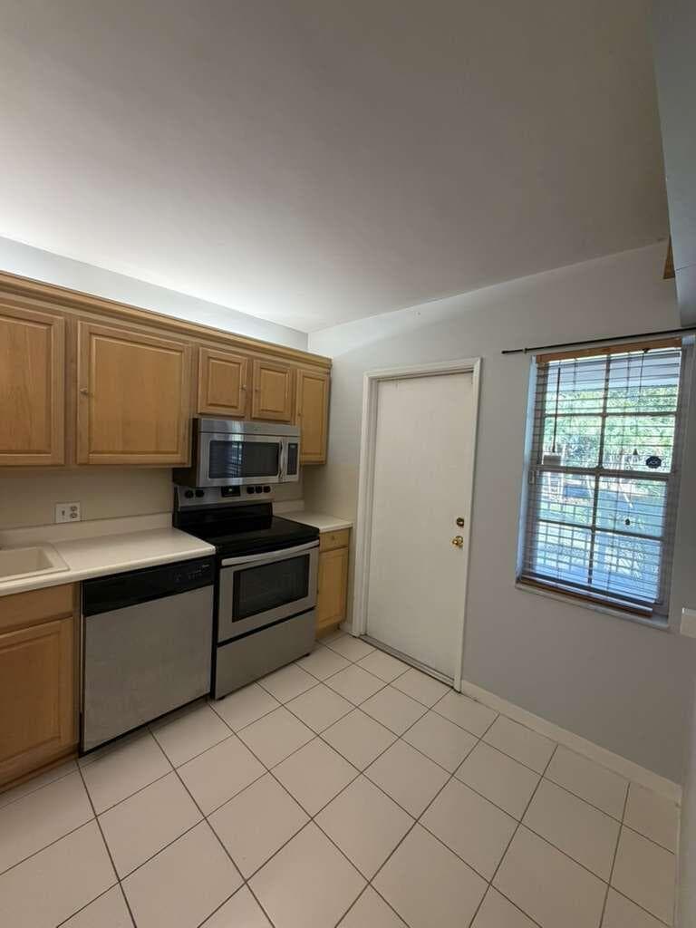 2601 S Course Drive 203, Pompano Beach, FL 33069 — photo 5 of 20