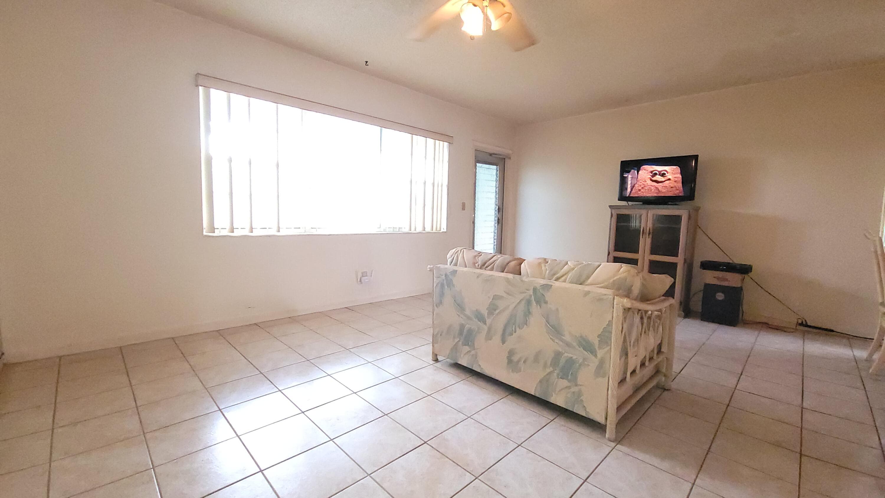 21 Norwich A, West Palm Beach, FL 33417 — photo 2 of 37