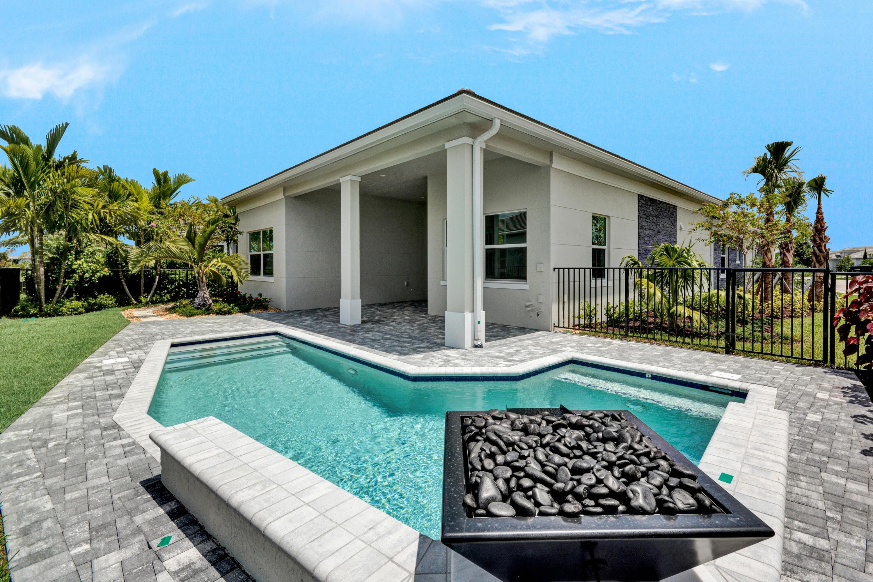 10005 Driftwood Way, Palm Beach Gardens, FL 33412 — photo