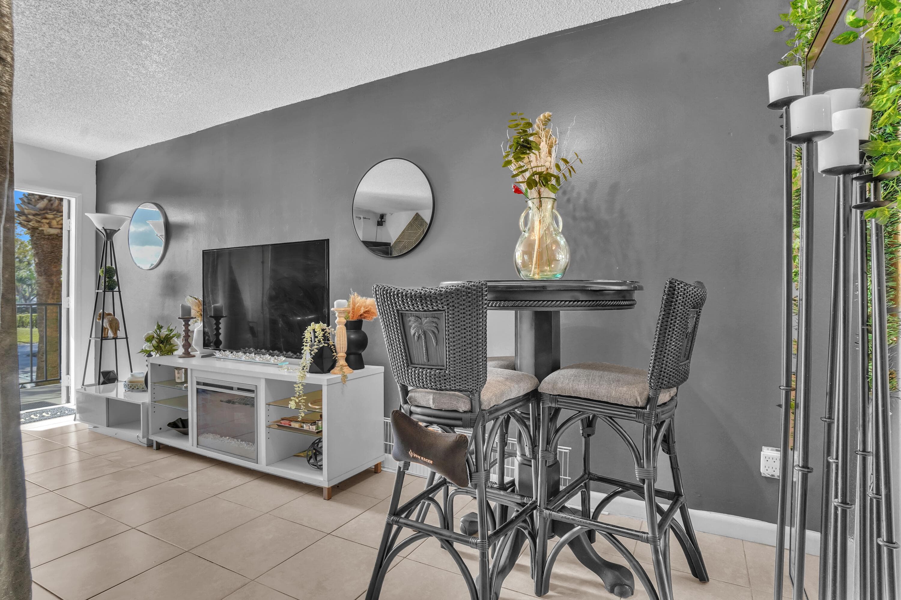 1423 Meadows Circle W, Boynton Beach, FL 33436 — photo 5 of 18