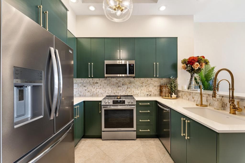 801 S Olive Avenue 413, West Palm Beach, FL 33401 — photo 5 of 43