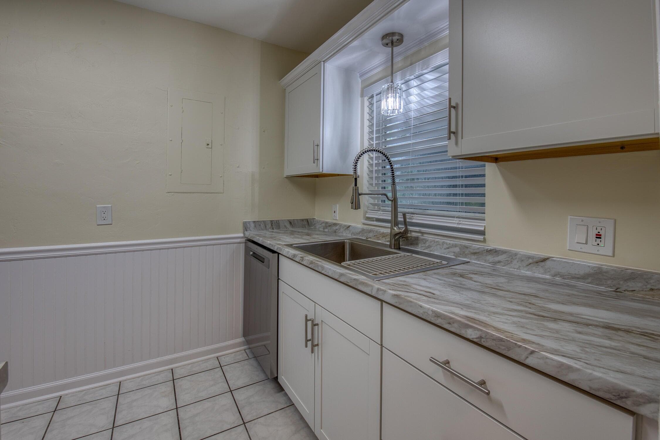 301 N Federal 5 And Attached Garage, Lake Worth Beach, FL 33460 — photo 15 of 26