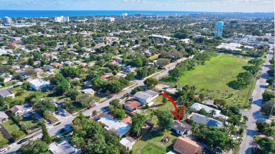 237 SW 3rd Avenue, Delray Beach, FL 33444 — photo 30 of 37