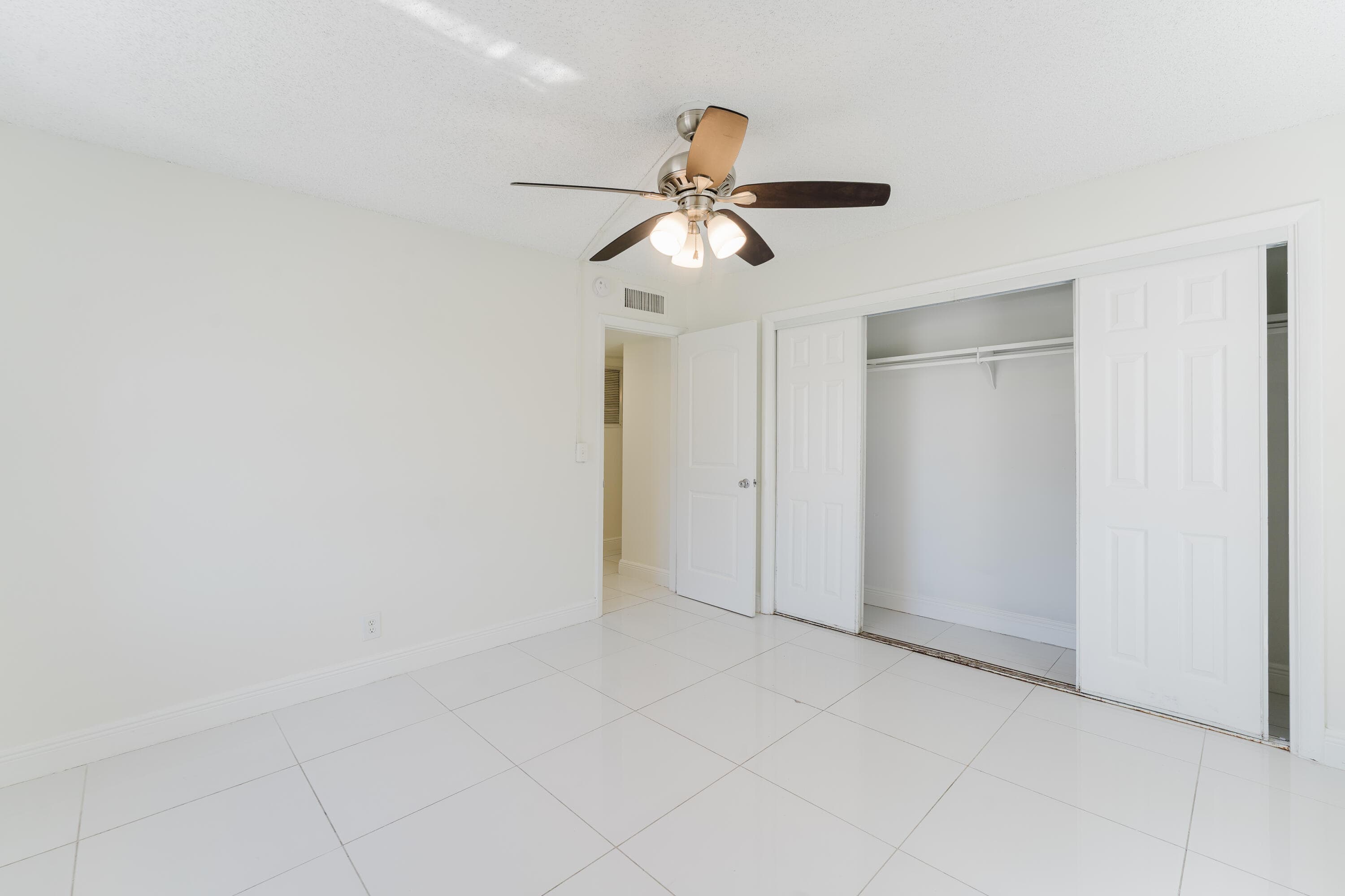 606 NW 13th Street 23, Boca Raton, FL 33486 — photo 18 of 37