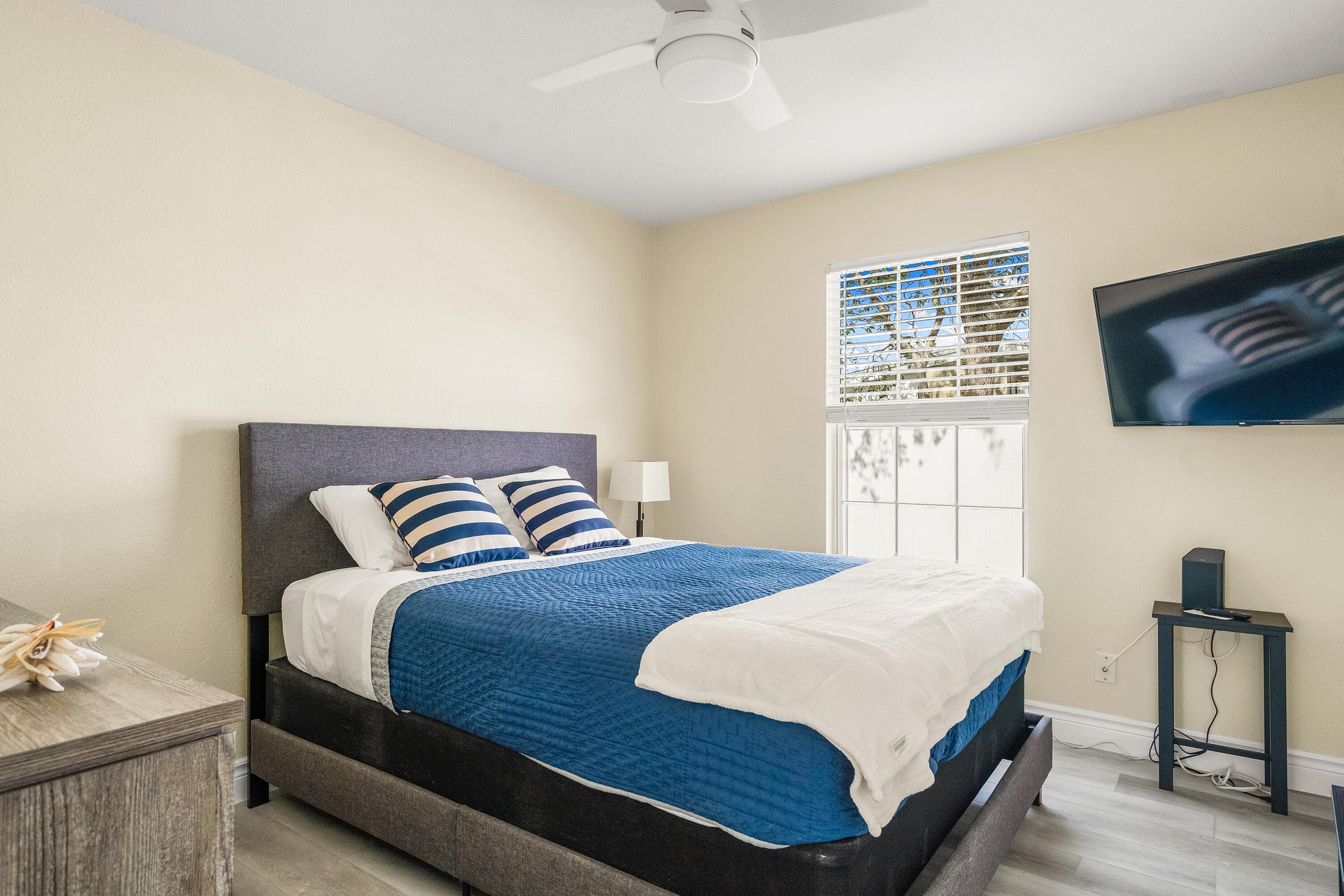 1510 3rd Court, Vero Beach, FL 32960 — photo 16 of 37
