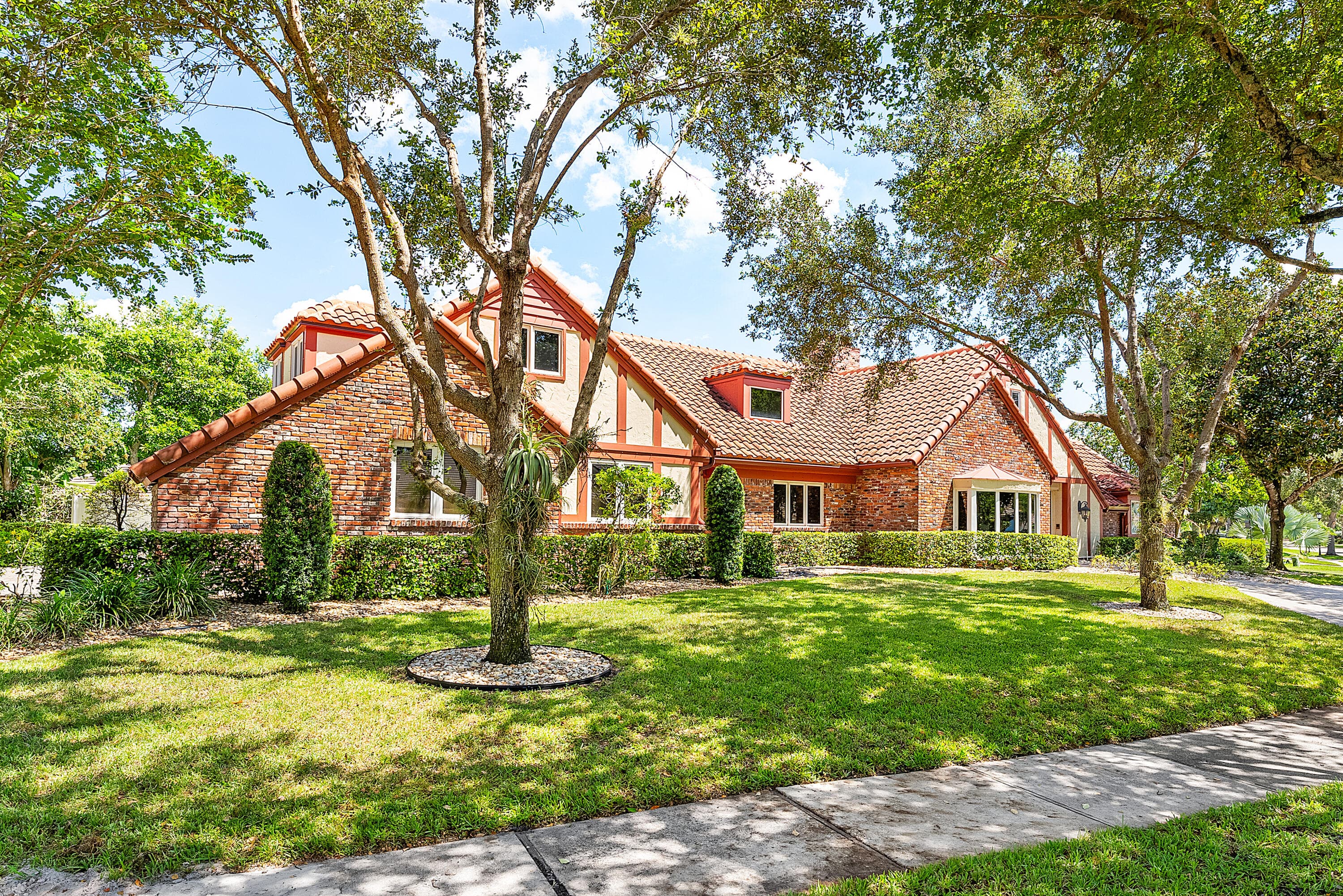 3790 Kings Way, Boca Raton, FL 33434 — photo 2 of 91