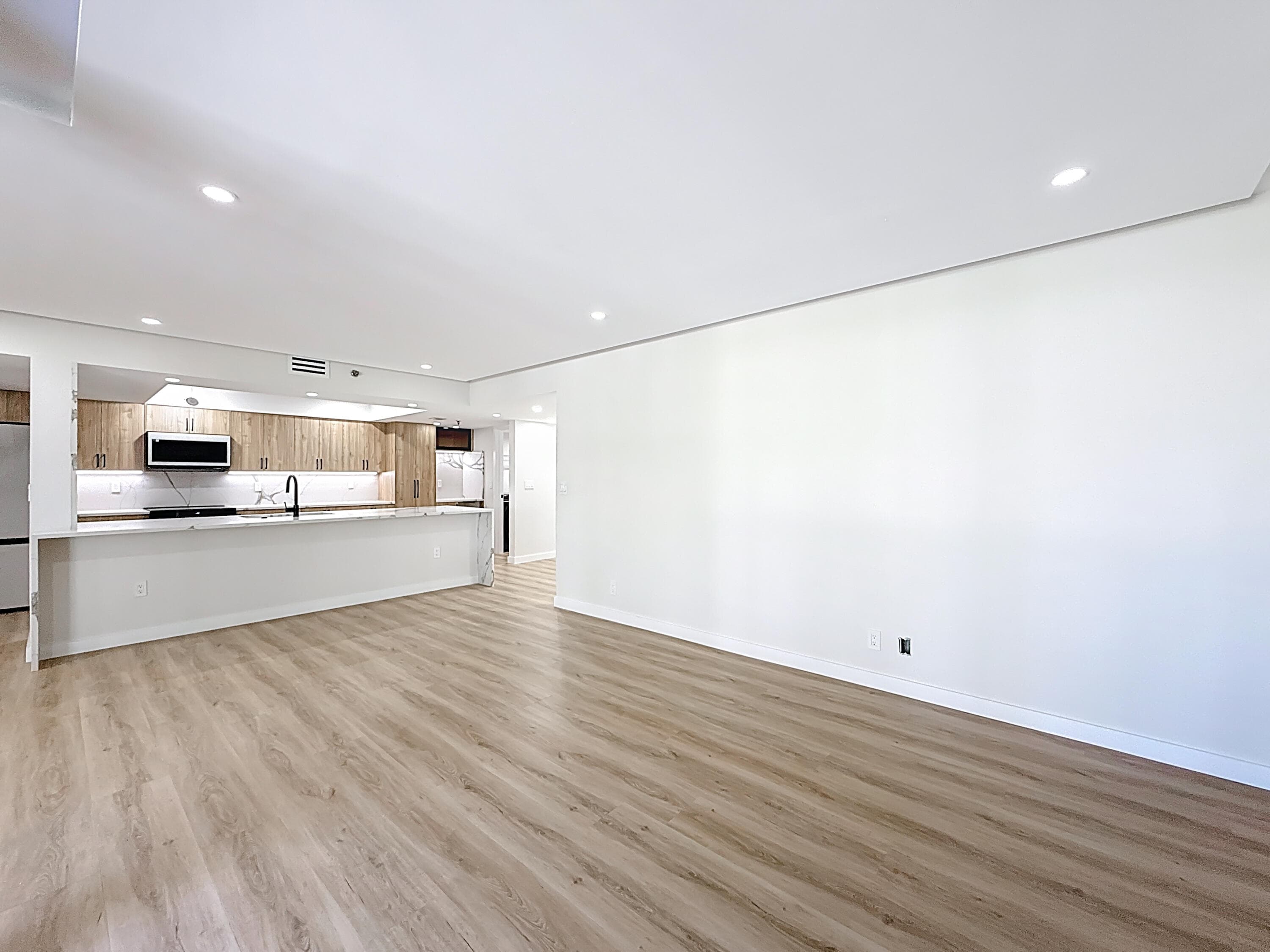 955 Egret Circle 207, Delray Beach, FL 33444 — photo 15 of 38