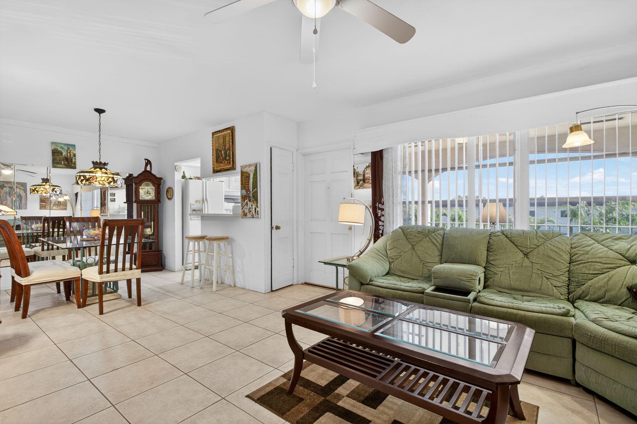 100 SE 6th Avenue 303, Pompano Beach, FL 33060 — photo 11 of 58