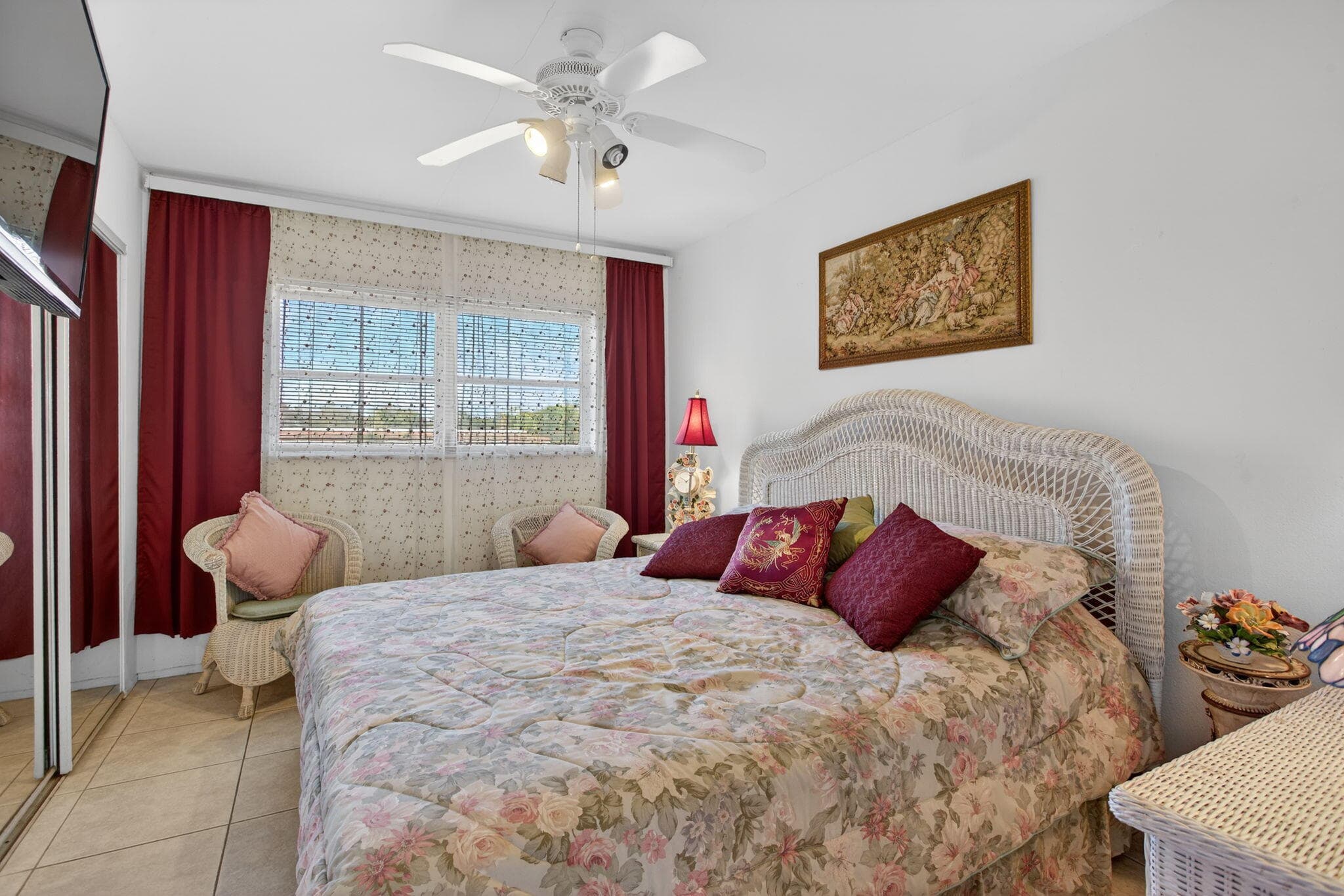 100 SE 6th Avenue 303, Pompano Beach, FL 33060 — photo 22 of 58