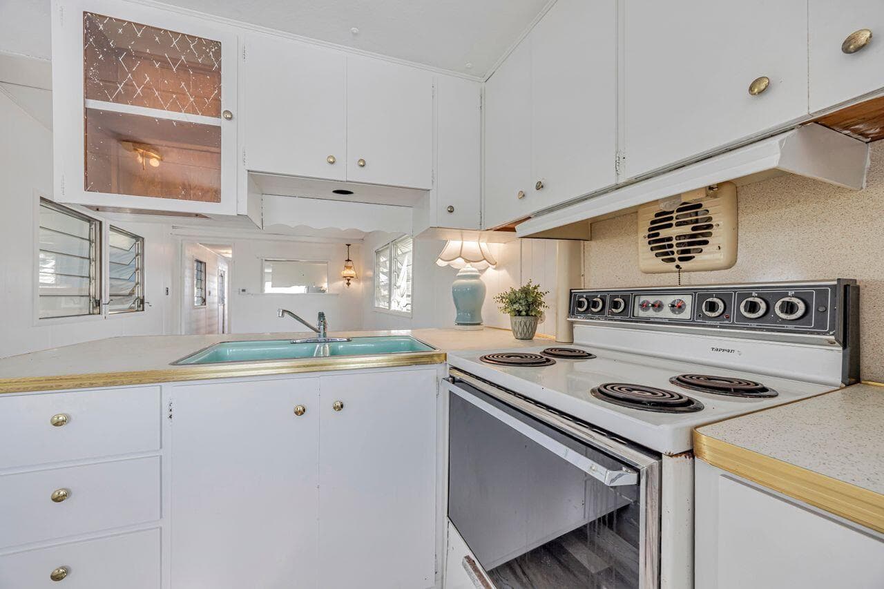 14556 Glenview Drive, Delray Beach, FL 33445 — photo 14 of 33