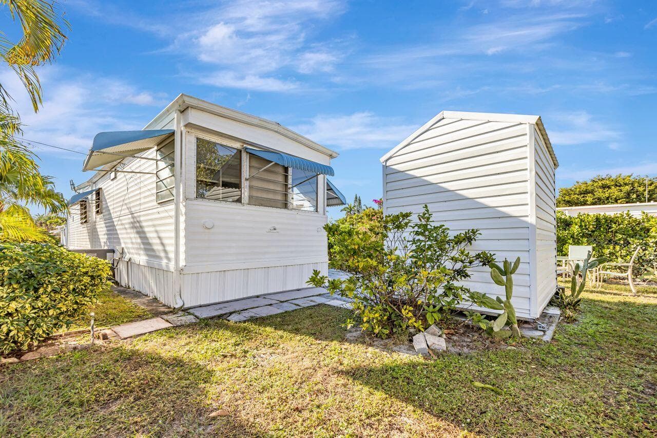 14556 Glenview Drive, Delray Beach, FL 33445 — photo 29 of 33