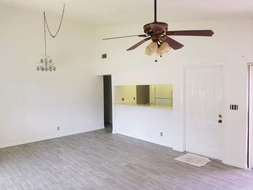 503 Springdale Circle 50c, Palm Springs, FL 33461 — photo 6 of 25