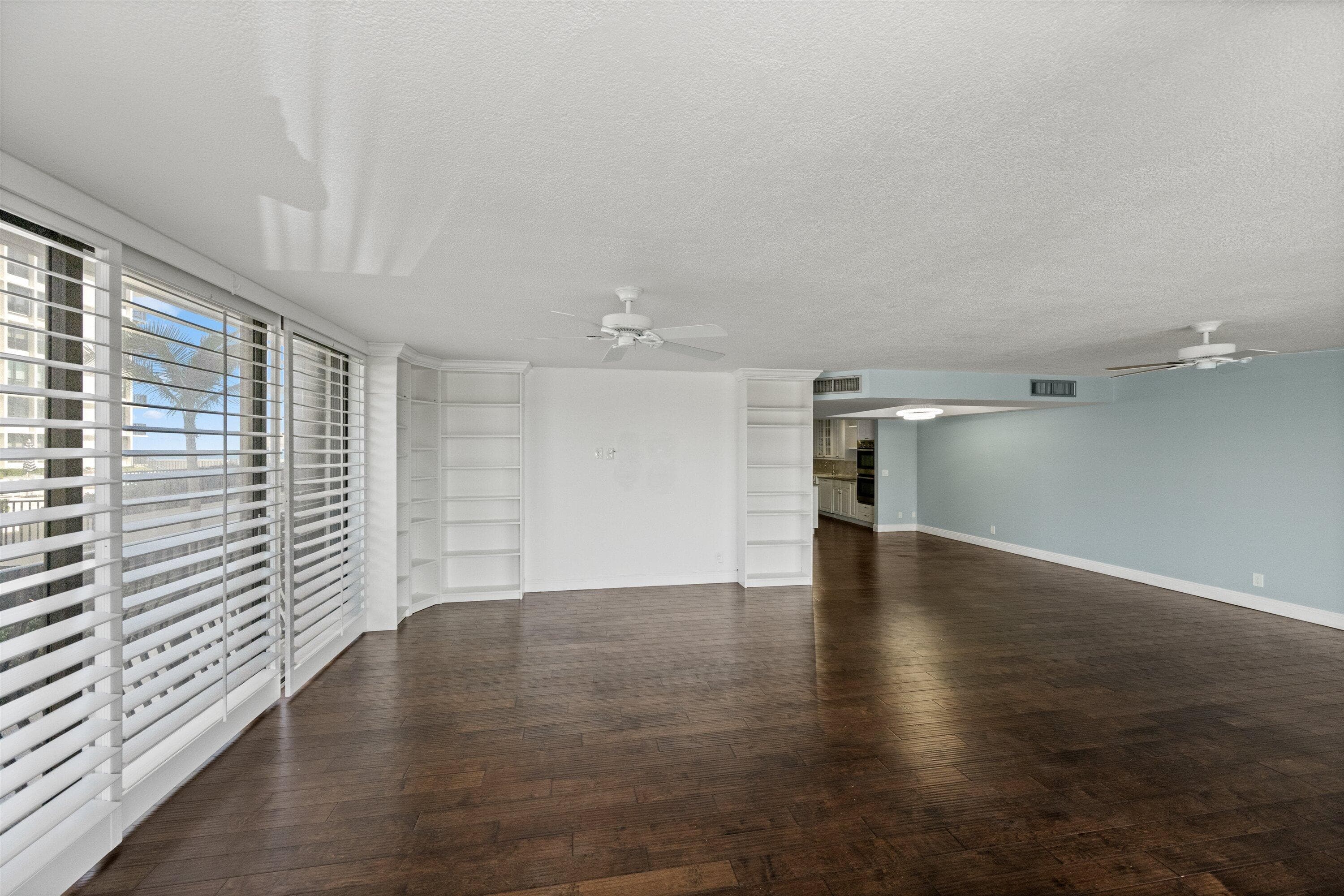 4000 S Ocean Boulevard 103, South Palm Beach, FL 33480 — photo 3 of 35