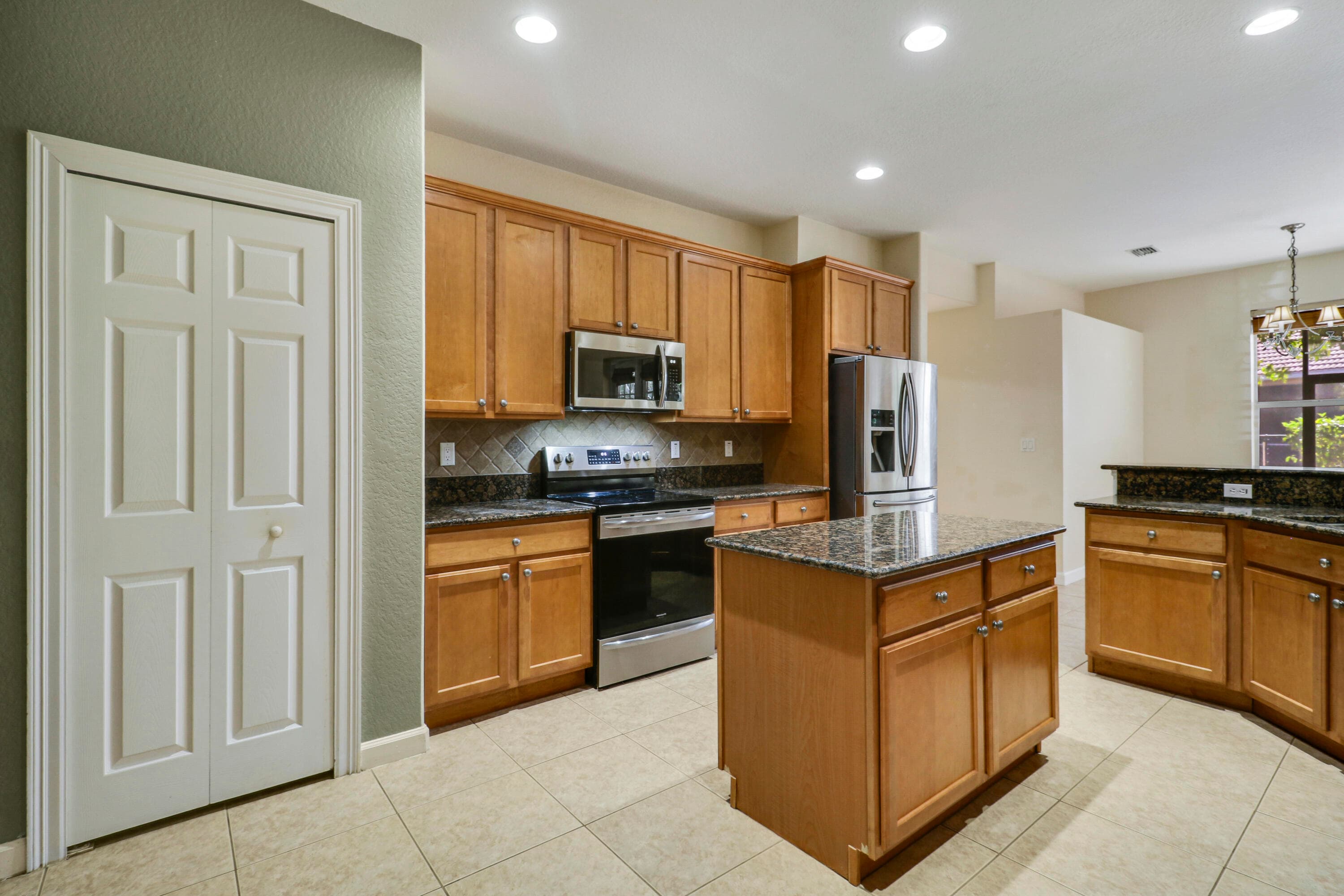 3804 Victoria Road, West Palm Beach, FL 33411 — photo 17 of 47