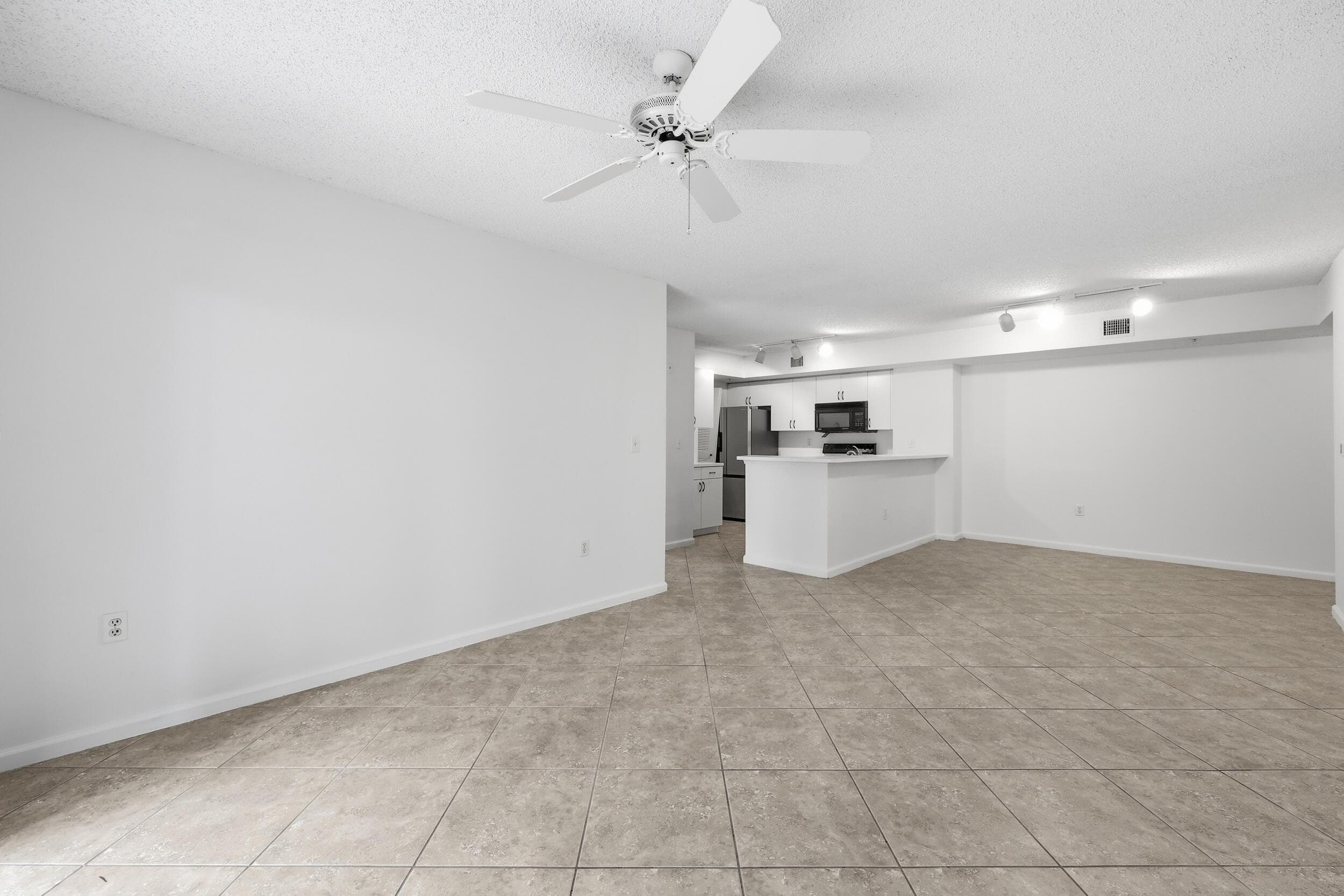 278 Village Boulevard 8106, Tequesta, FL 33469 — photo 5 of 38