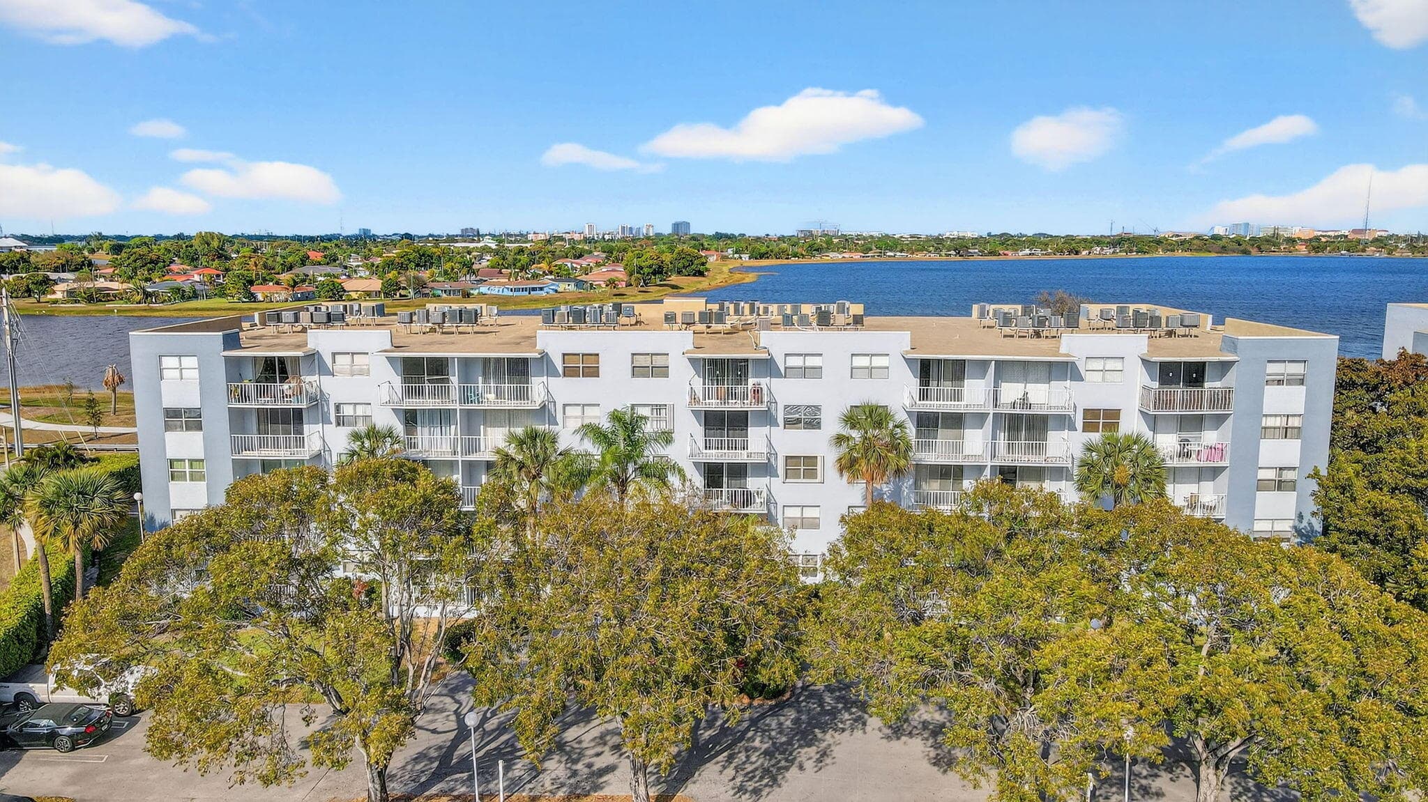 470 Executive Center Drive 4j, West Palm Beach, FL 33401 — photo 46 of 61