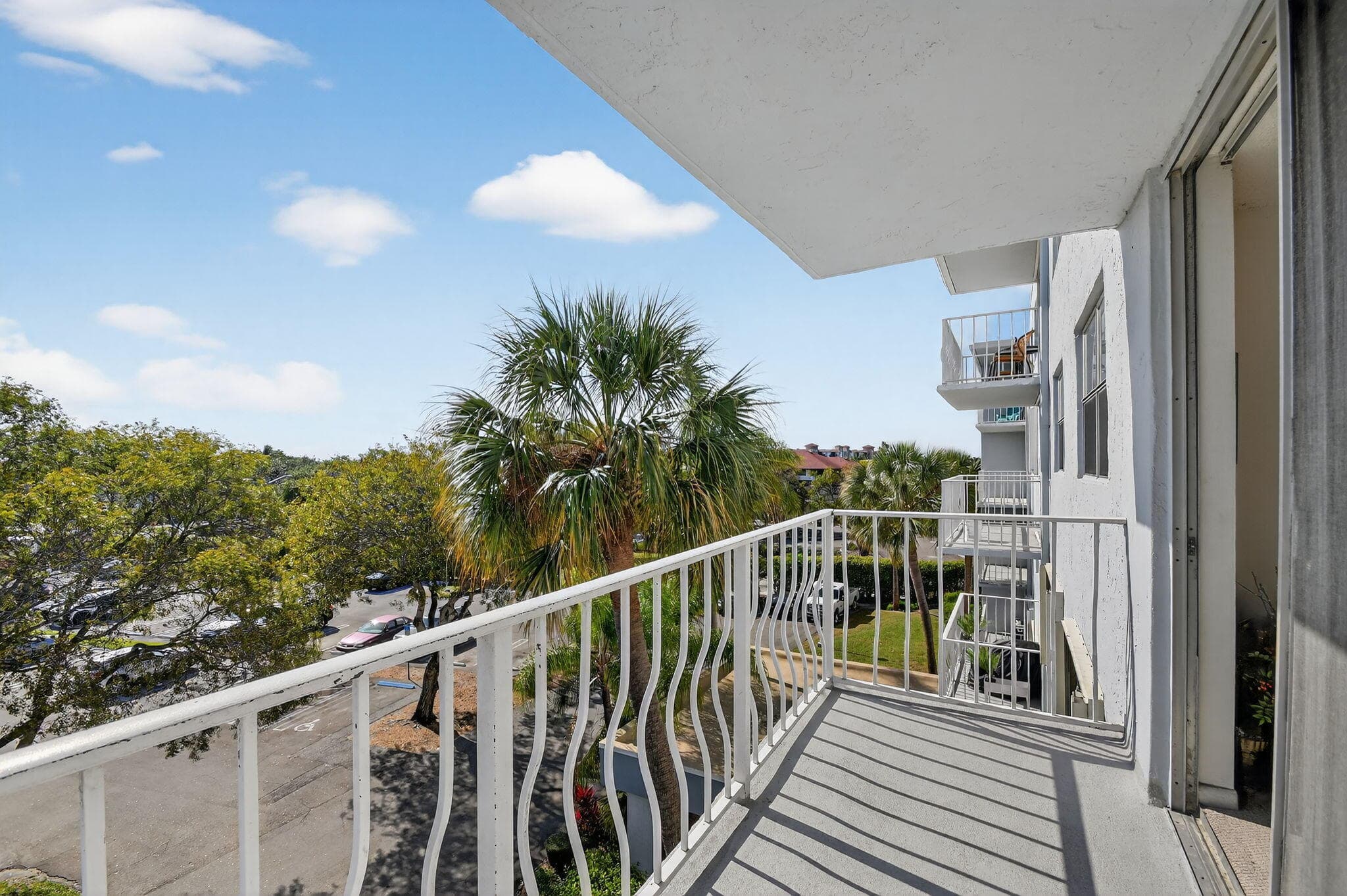 470 Executive Center Drive 4j, West Palm Beach, FL 33401 — photo 18 of 61