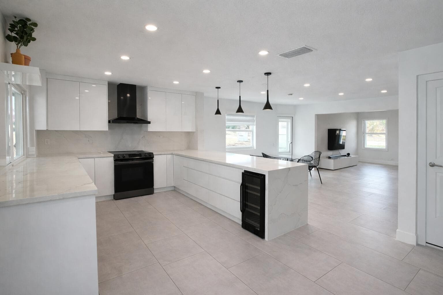 149 Ponce De Leon Street, Royal Palm Beach, FL 33411 — photo 8 of 16