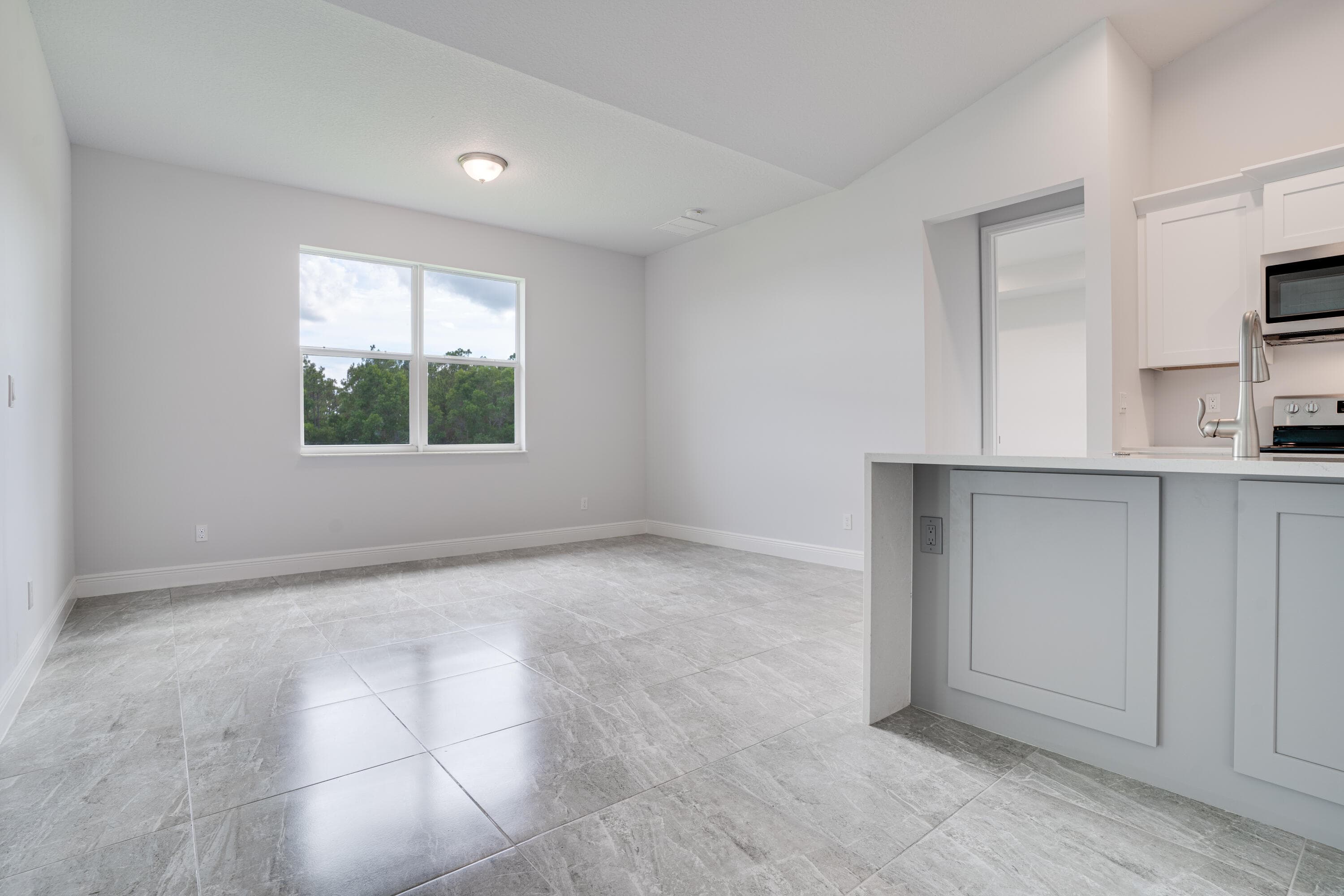 388 SW Vista Lake Drive, Port St. Lucie, FL 34983 — photo 11 of 52