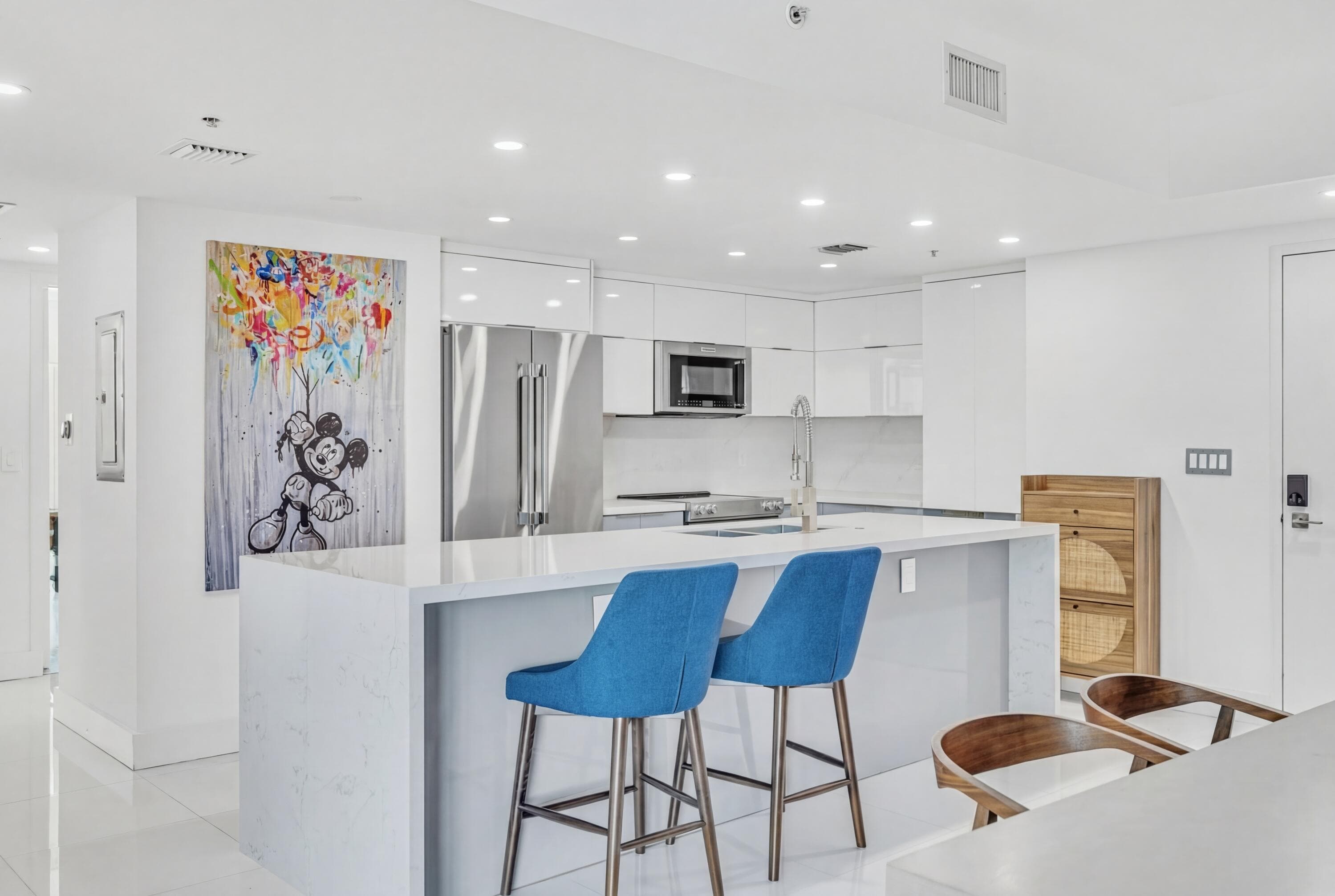665 NE 25th Street 1001, Miami, FL 33137 — photo 5 of 52