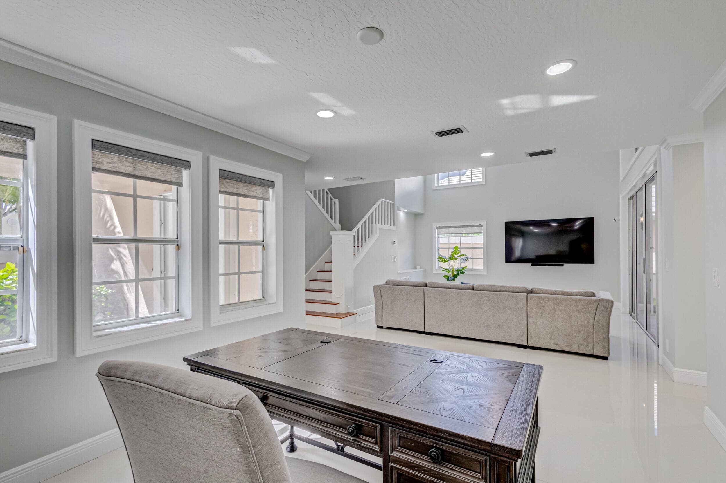 17 Selby Lane, Palm Beach Gardens, FL 33418 — photo 19 of 69