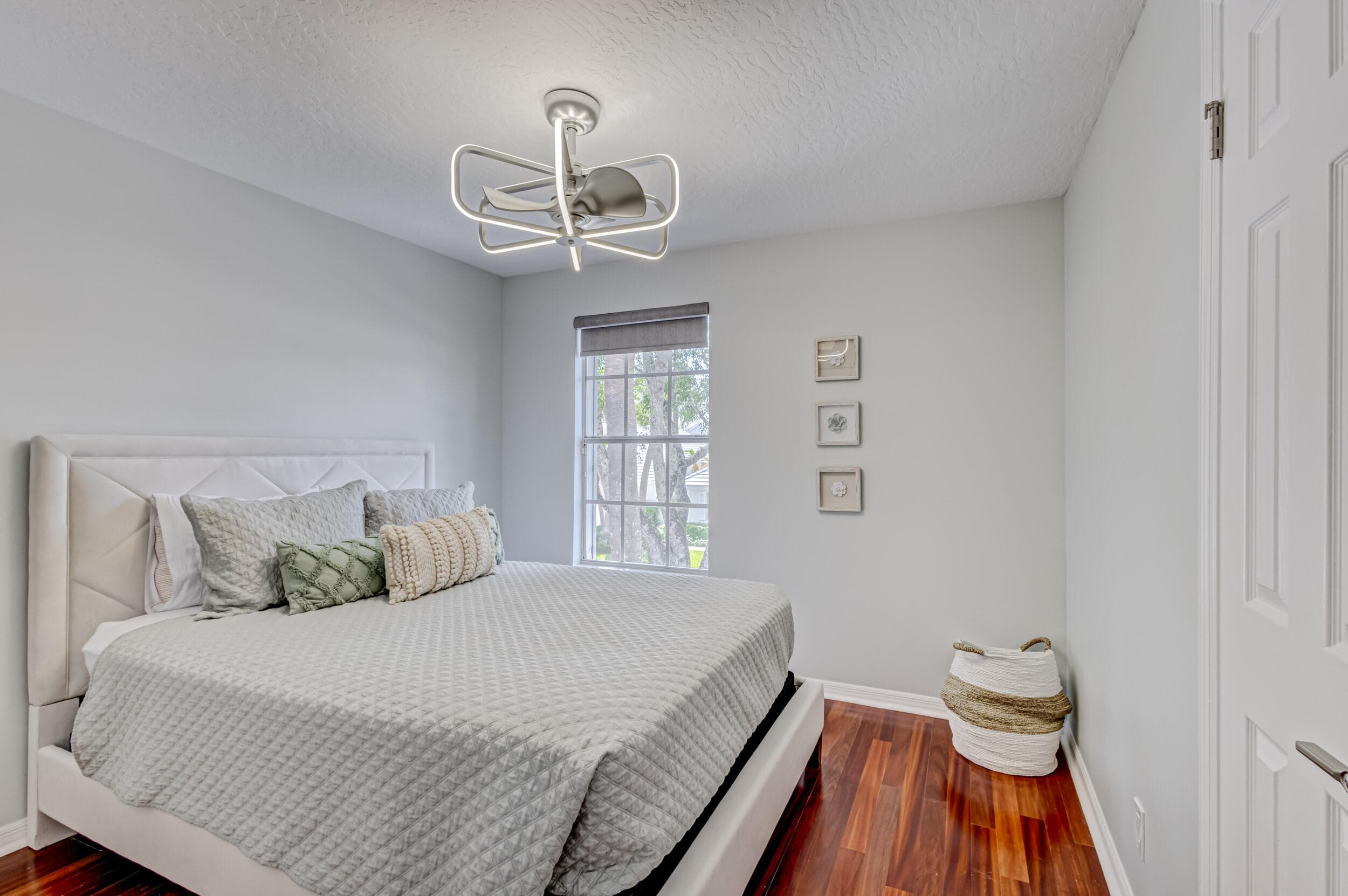 17 Selby Lane, Palm Beach Gardens, FL 33418 — photo 48 of 69