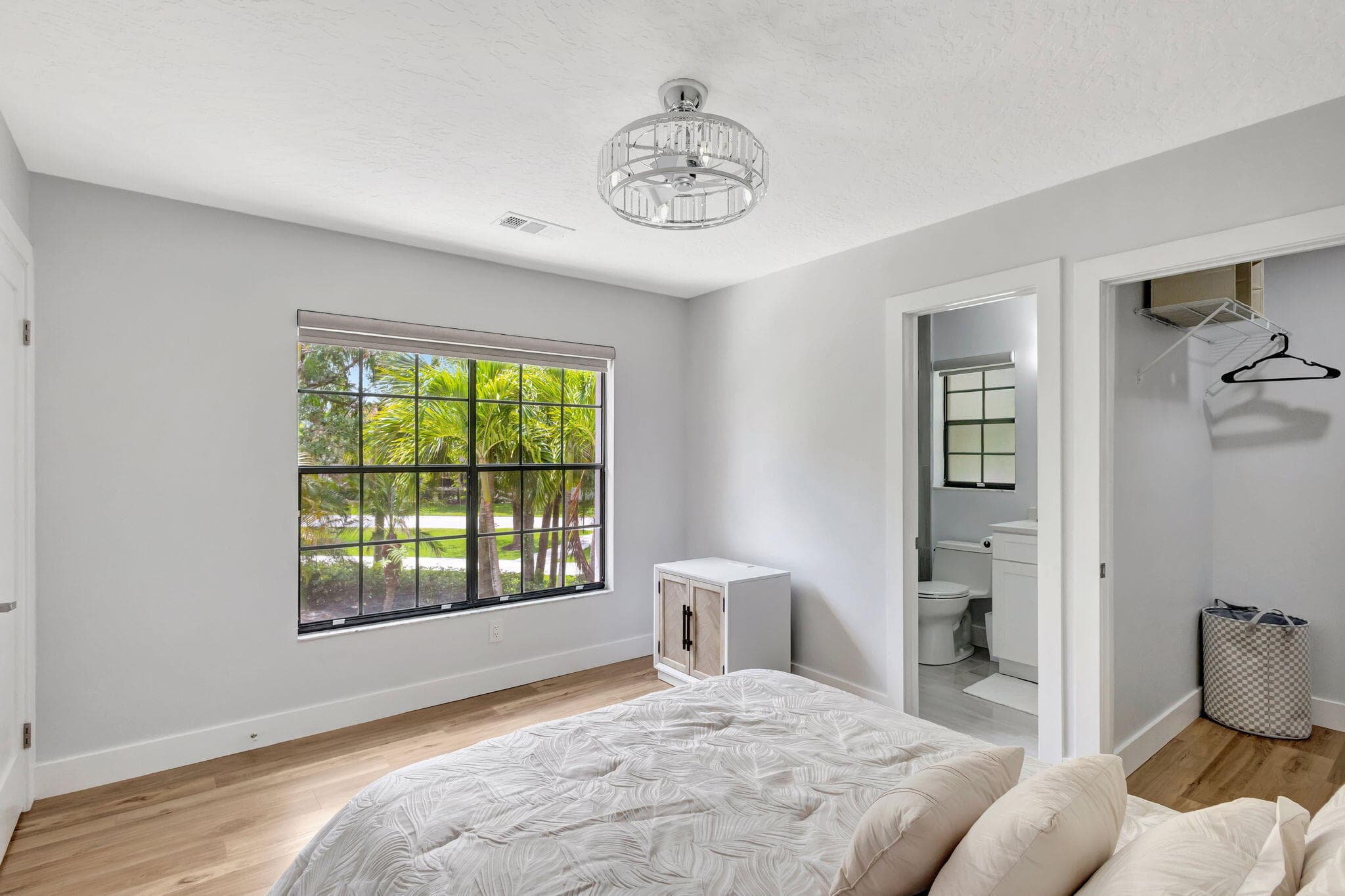 355 Prestwick Circle 4, Palm Beach Gardens, FL 33418 — photo 37 of 64