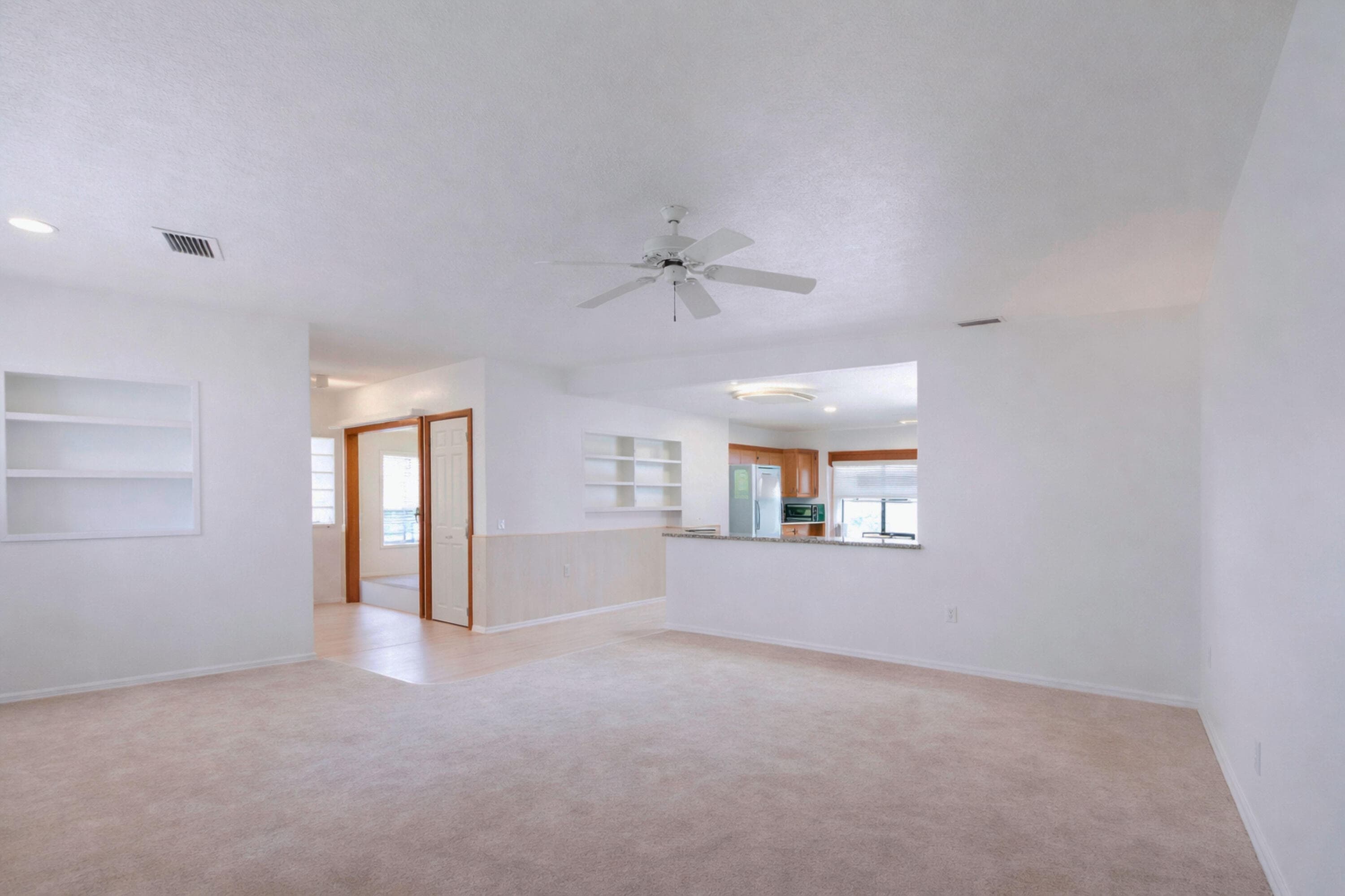 680 Memorial Drive, Sebring, FL 33870 — photo 9 of 44
