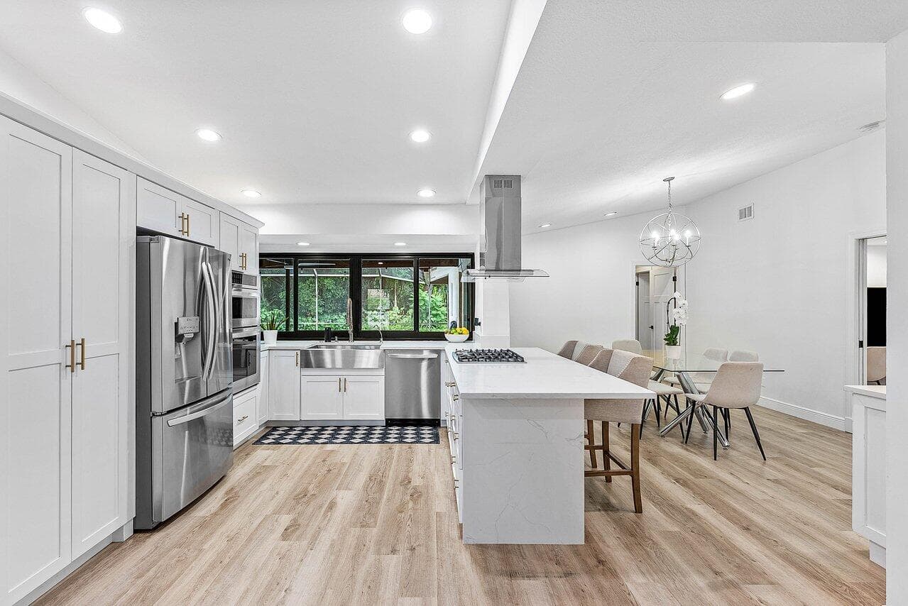 2425 NW 36th Street, Boca Raton, FL 33431 — photo 8 of 31