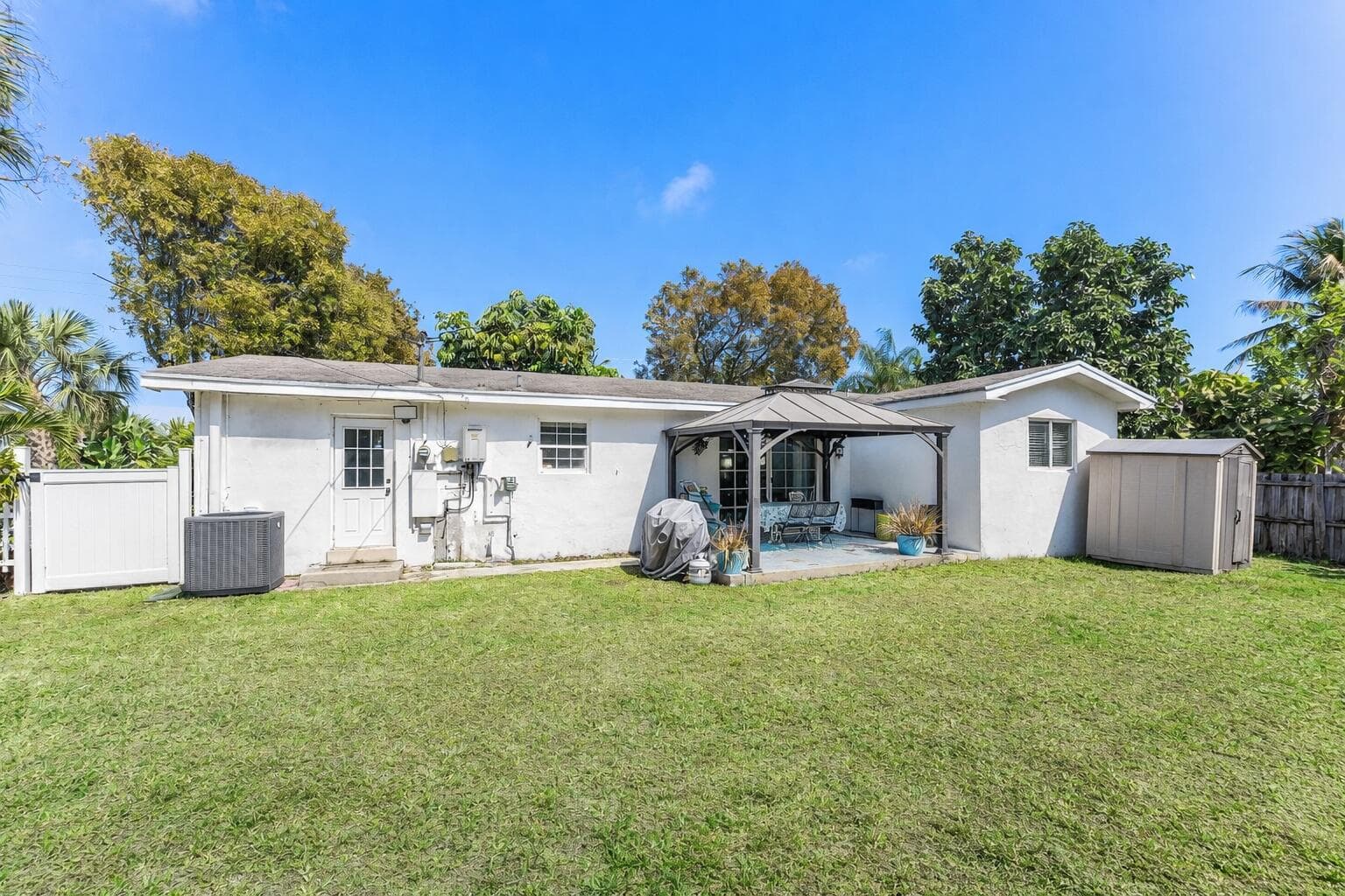 102 NE 22nd Street, Delray Beach, FL 33444 — photo 28 of 28