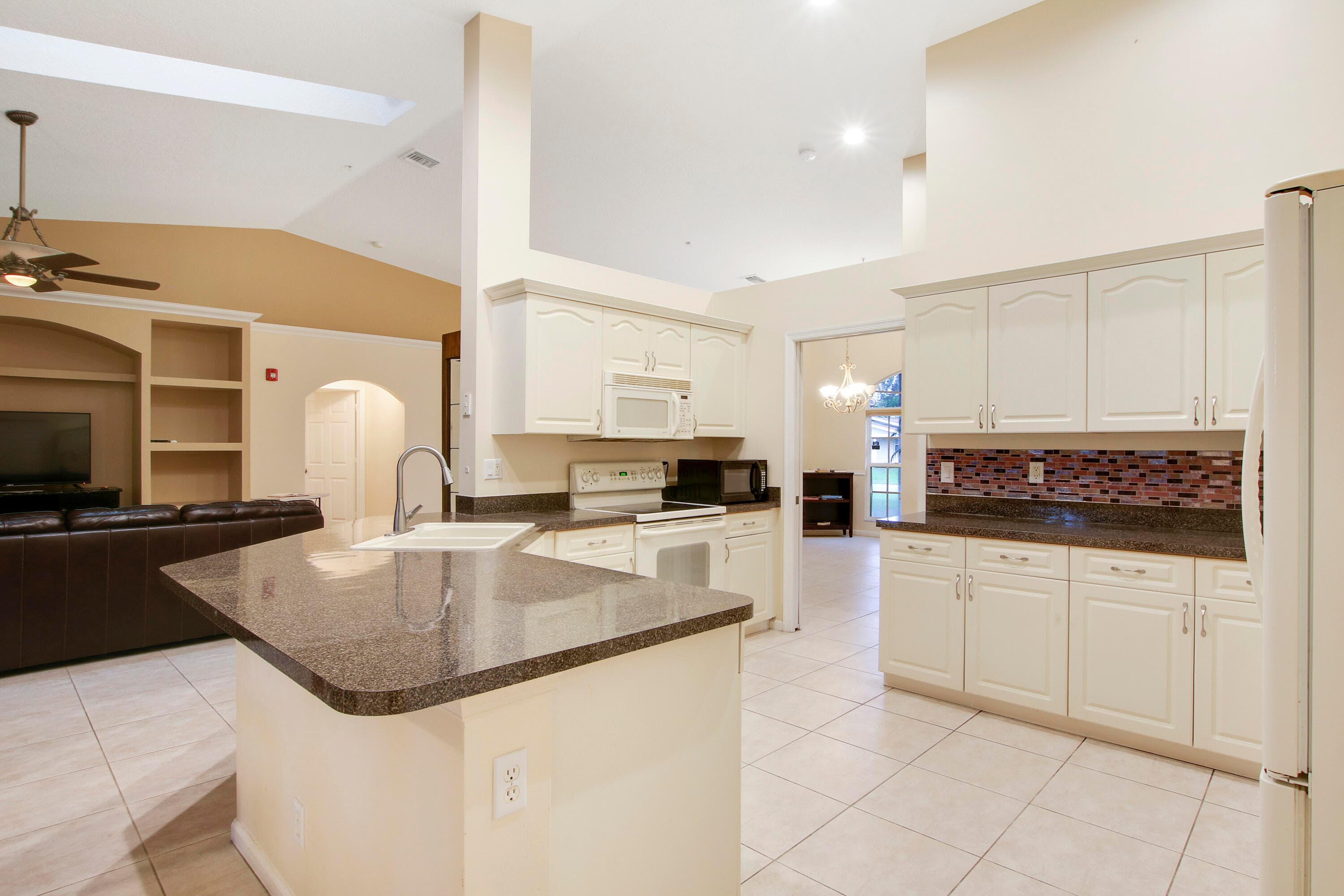 1198 SE Petunia Avenue, Port St. Lucie, FL 34952 — photo 32 of 35
