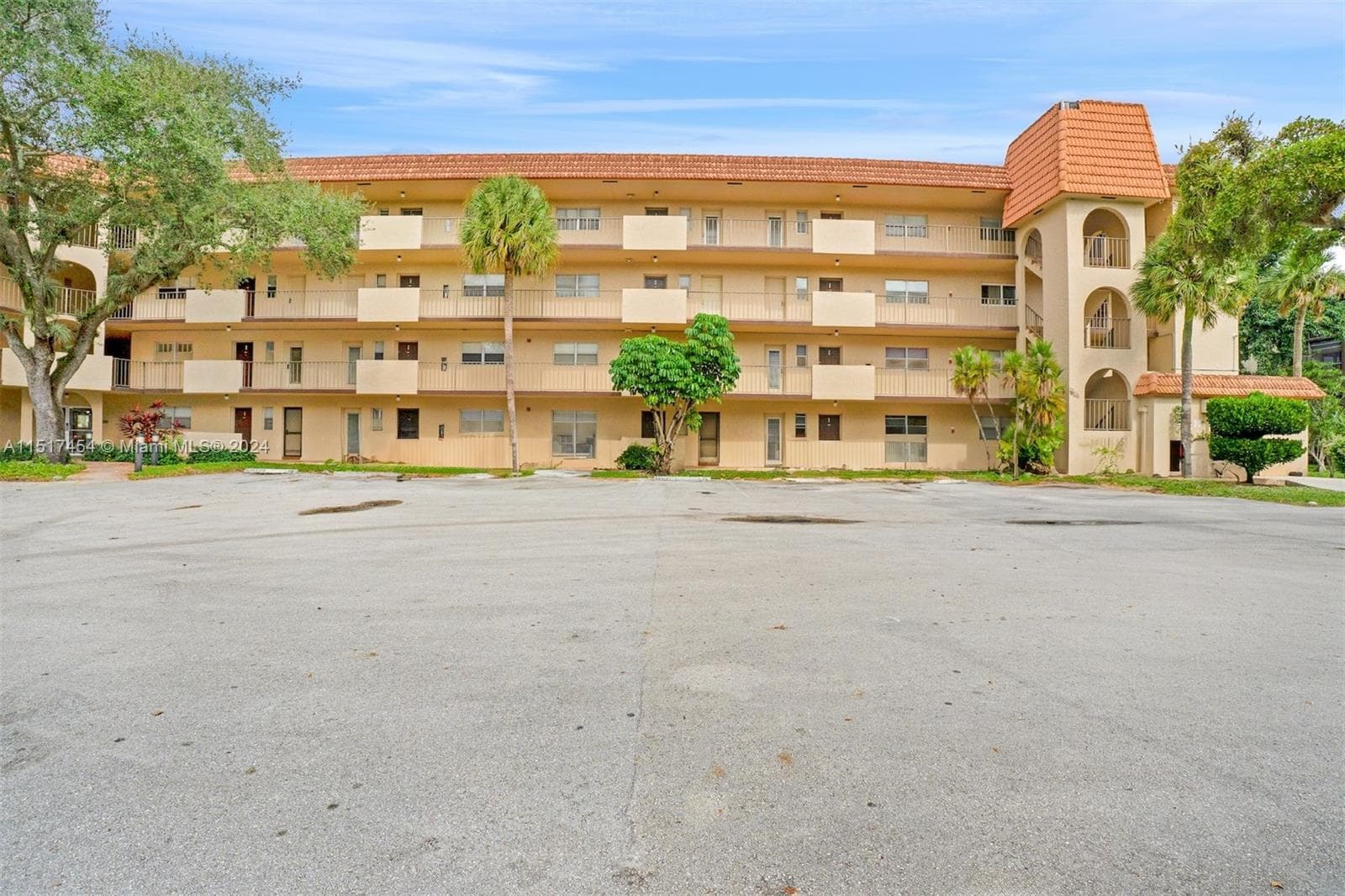 6200 S Falls Cir Drive 310, Lauderhill, FL 33319 — photo 1 of 40