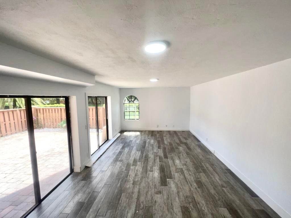 8104 Severn Drive B, Boca Raton, FL 33433 — photo 2 of 11