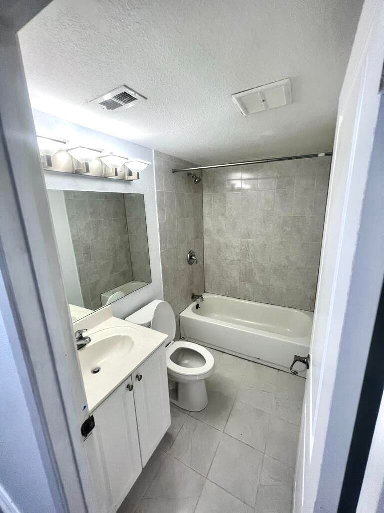 8104 Severn Drive B, Boca Raton, FL 33433 — photo 10 of 11