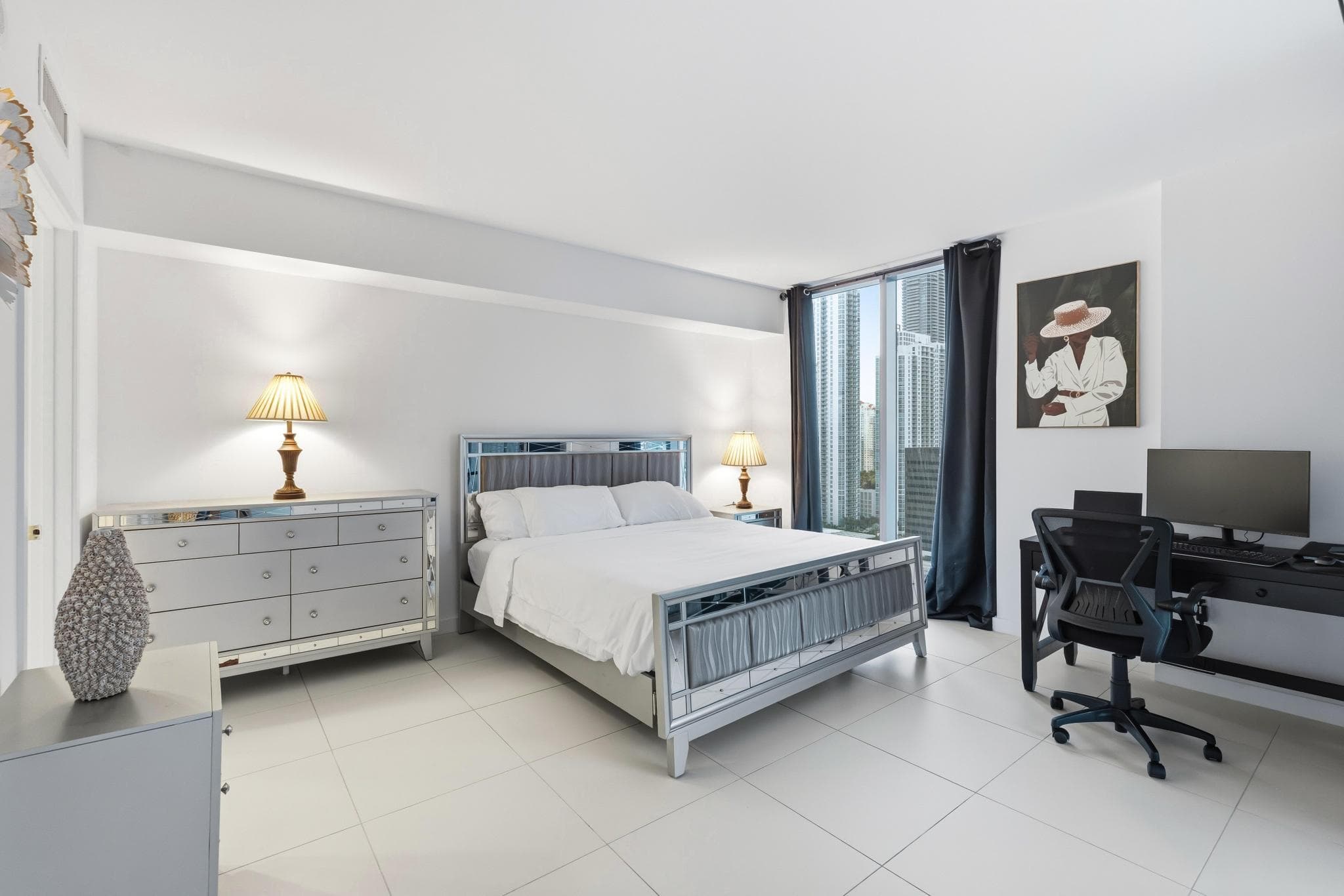 31 SE 6th Street 2601, Miami, FL 33131 — photo 17 of 55