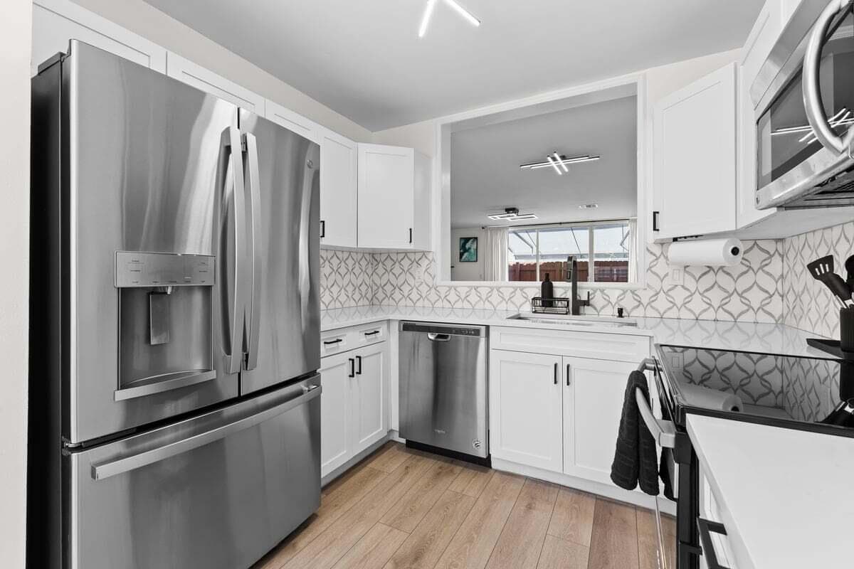 801 NE 1st Street 8, Fort Lauderdale, FL 33301 — photo 6 of 32