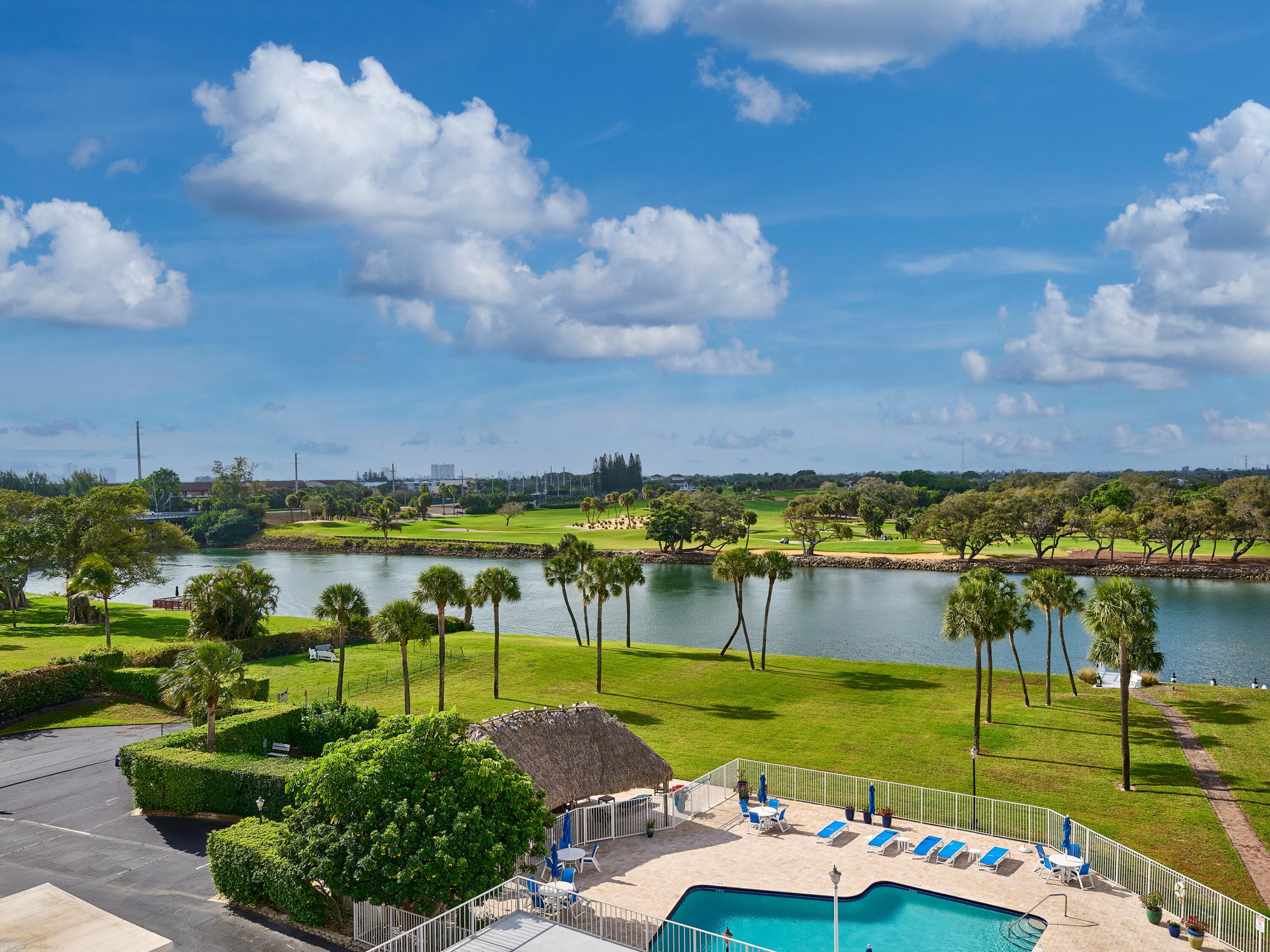 336 Golfview Road 605, North Palm Beach, FL 33408 — photo