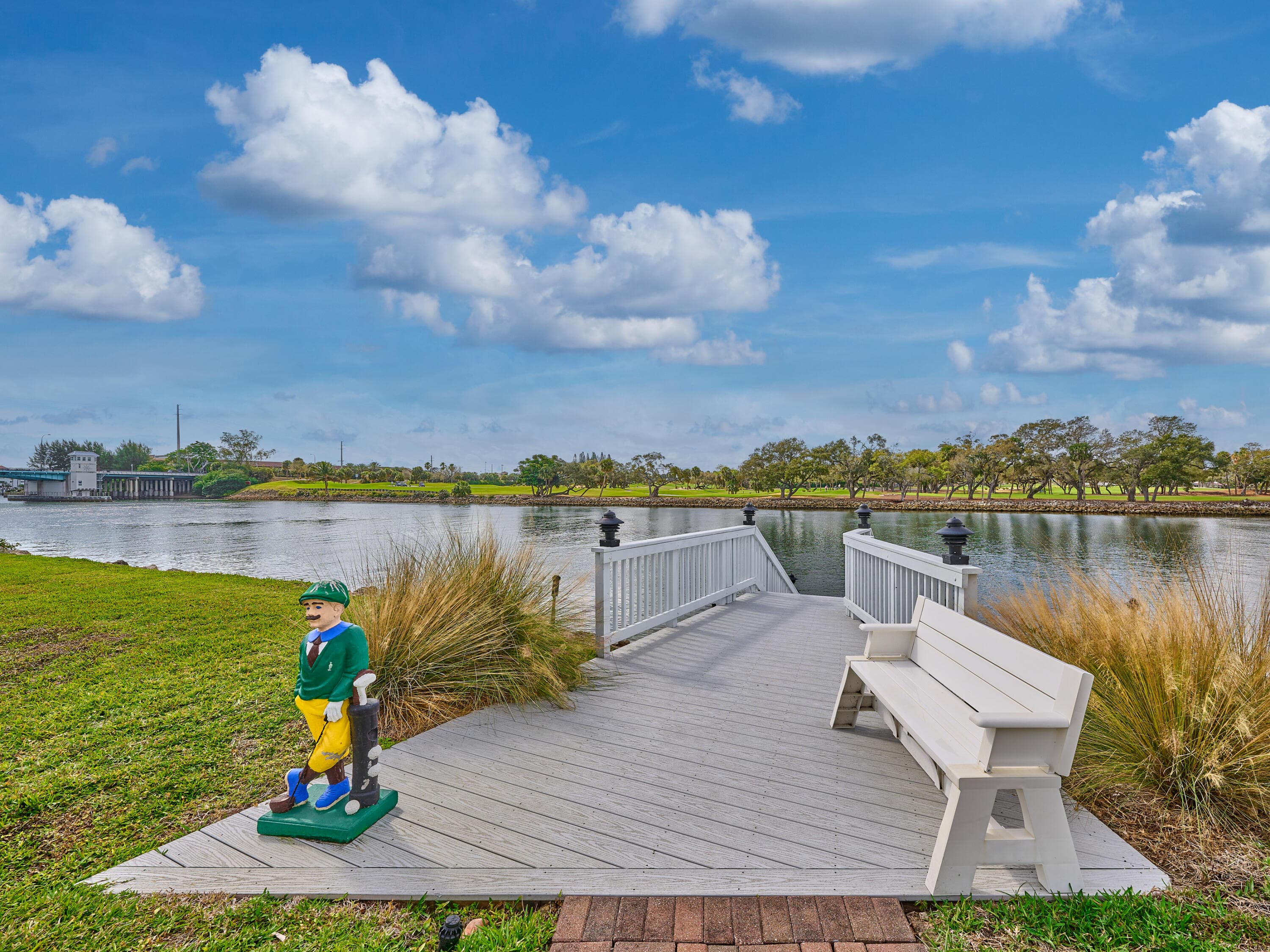 336 Golfview Road 605, North Palm Beach, FL 33408 — photo 20 of 27