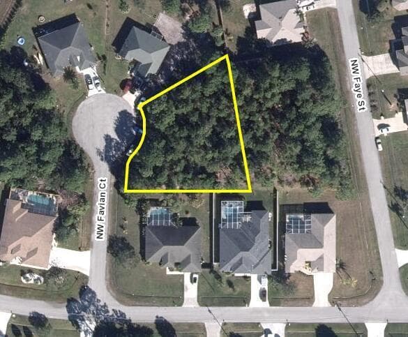 6457 NW Favian Court, Port St. Lucie, FL 34986 — photo 1 of 6