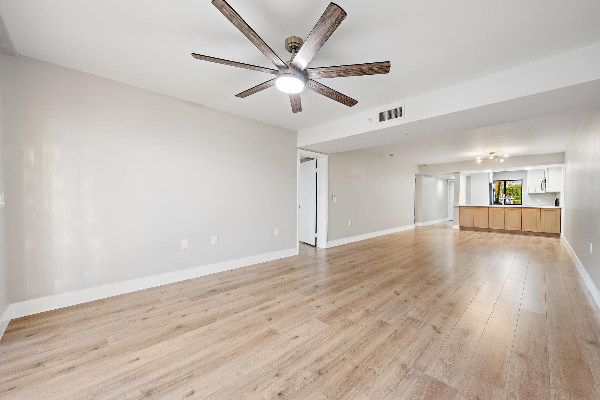 1601 Marina Isle Way 106, Jupiter, FL 33477 — photo 12 of 33
