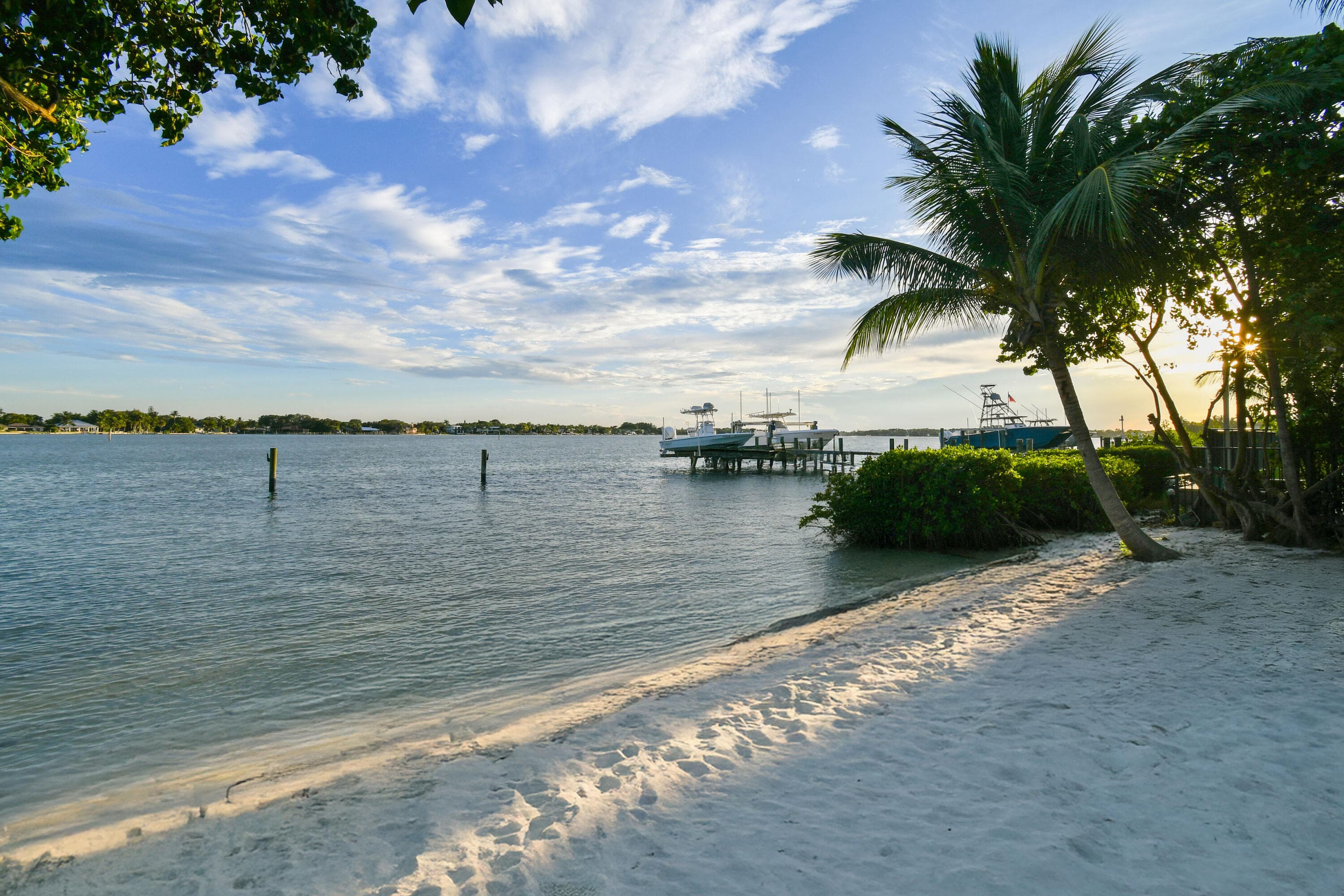 114 W Riverside Drive, Jupiter, FL 33469 — photo 19 of 35