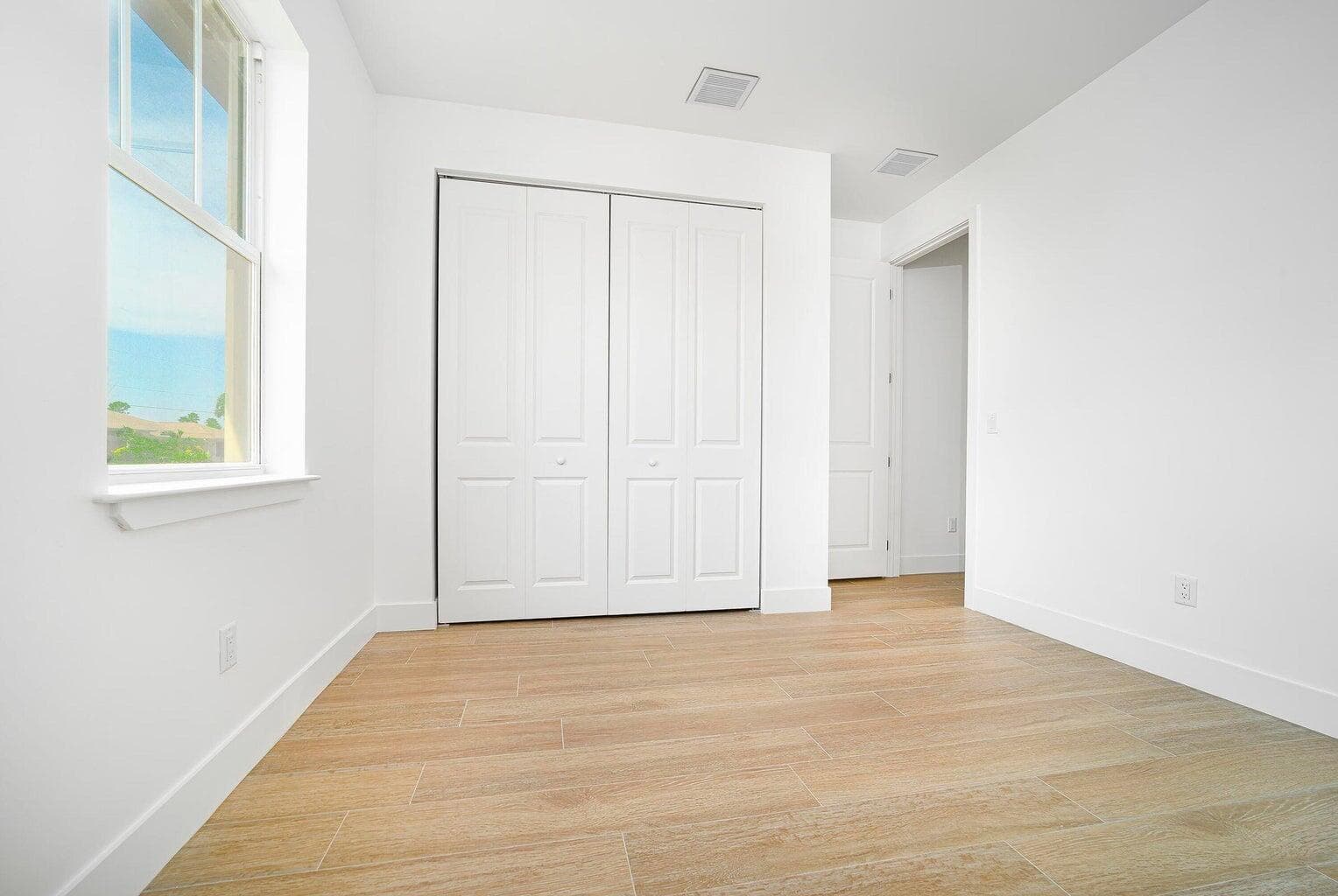 15261 Brainbridge Circle, Port Charlotte, FL 33981 — photo 14 of 32