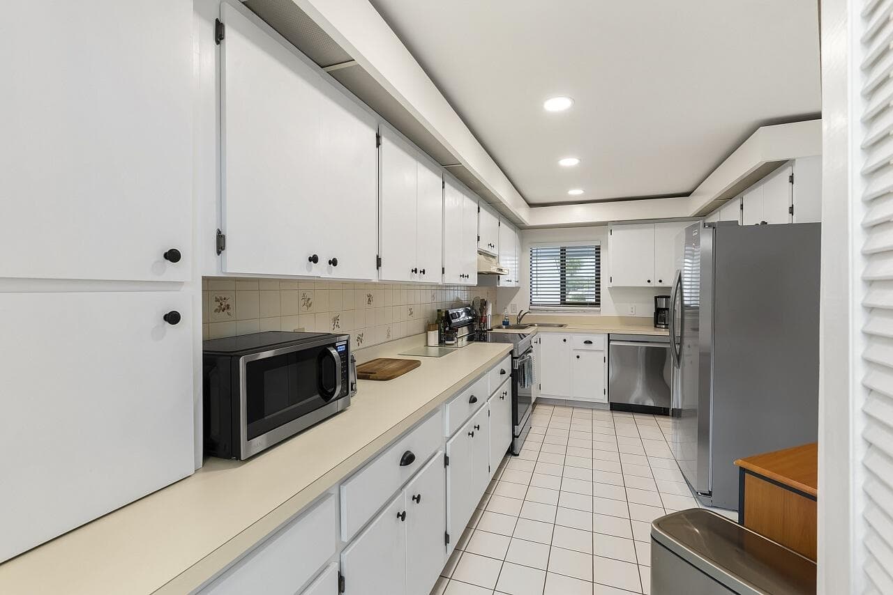 2155 Galleon Drive E-4, Vero Beach, FL 32963 — photo 13 of 34