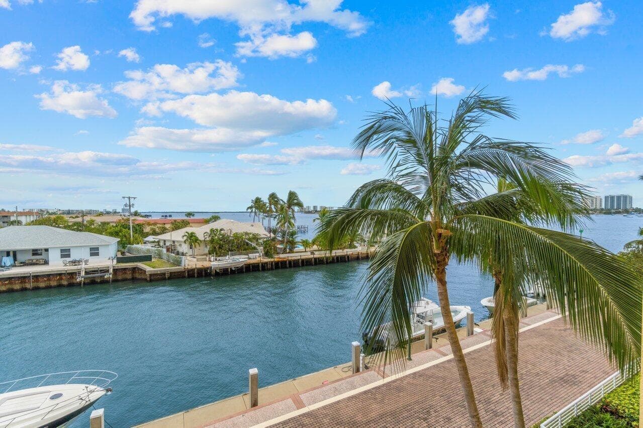 2650 Lake Shore Drive 302, Riviera Beach, FL 33404 — photo 3 of 47
