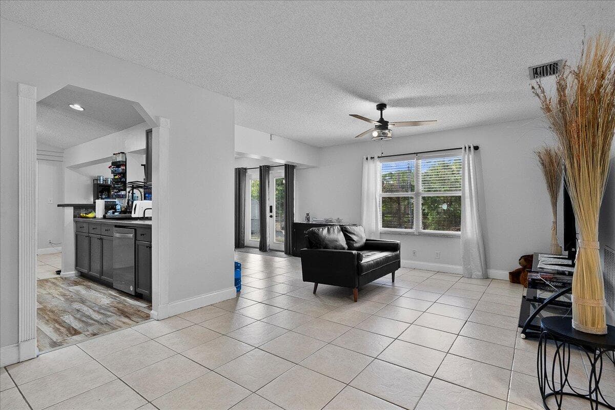 14537 77th Place N, Loxahatchee, FL 33470 — photo 9 of 37